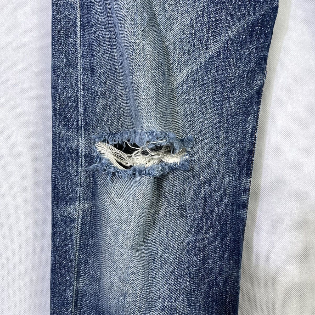 Levi's Vintage Clothing Vintage Levis 551Z Big E Talon Redline Distressed Jeans Size US 29 - 10 Thumbnail