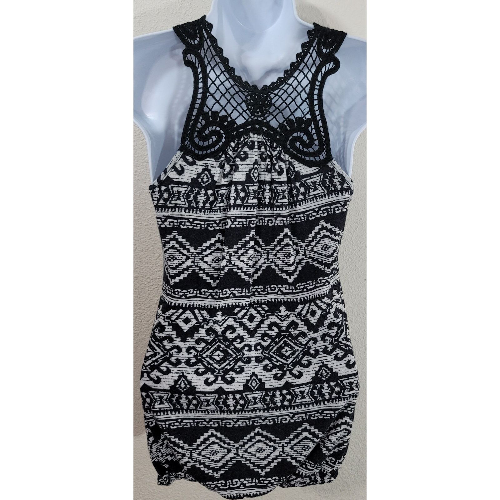 Other A'gaci Black White Aztec Print Racerback Tank Top Small Size S / US 4 / IT 40 - 2 Thumbnail