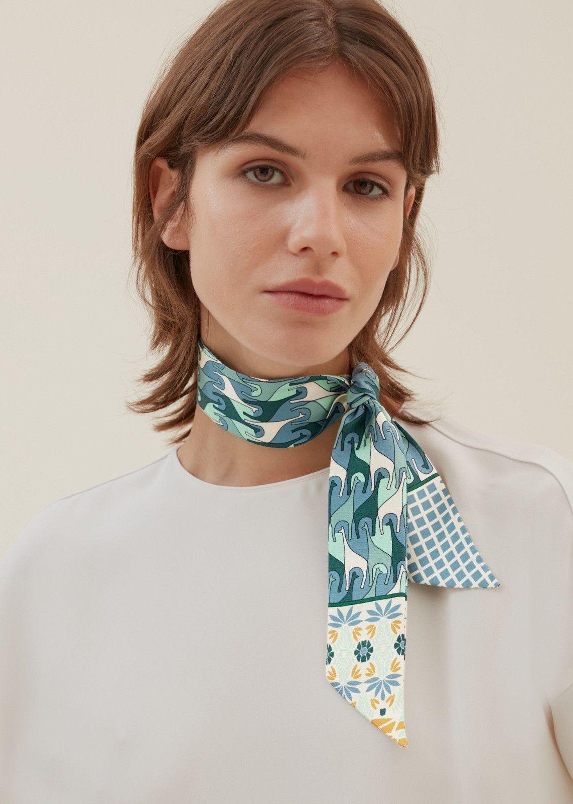 Loro Piana o1srvl11e0824 Size: OS / Regina Neck Scarf in Multicolor Size ONE SIZE - 2 Thumbnail