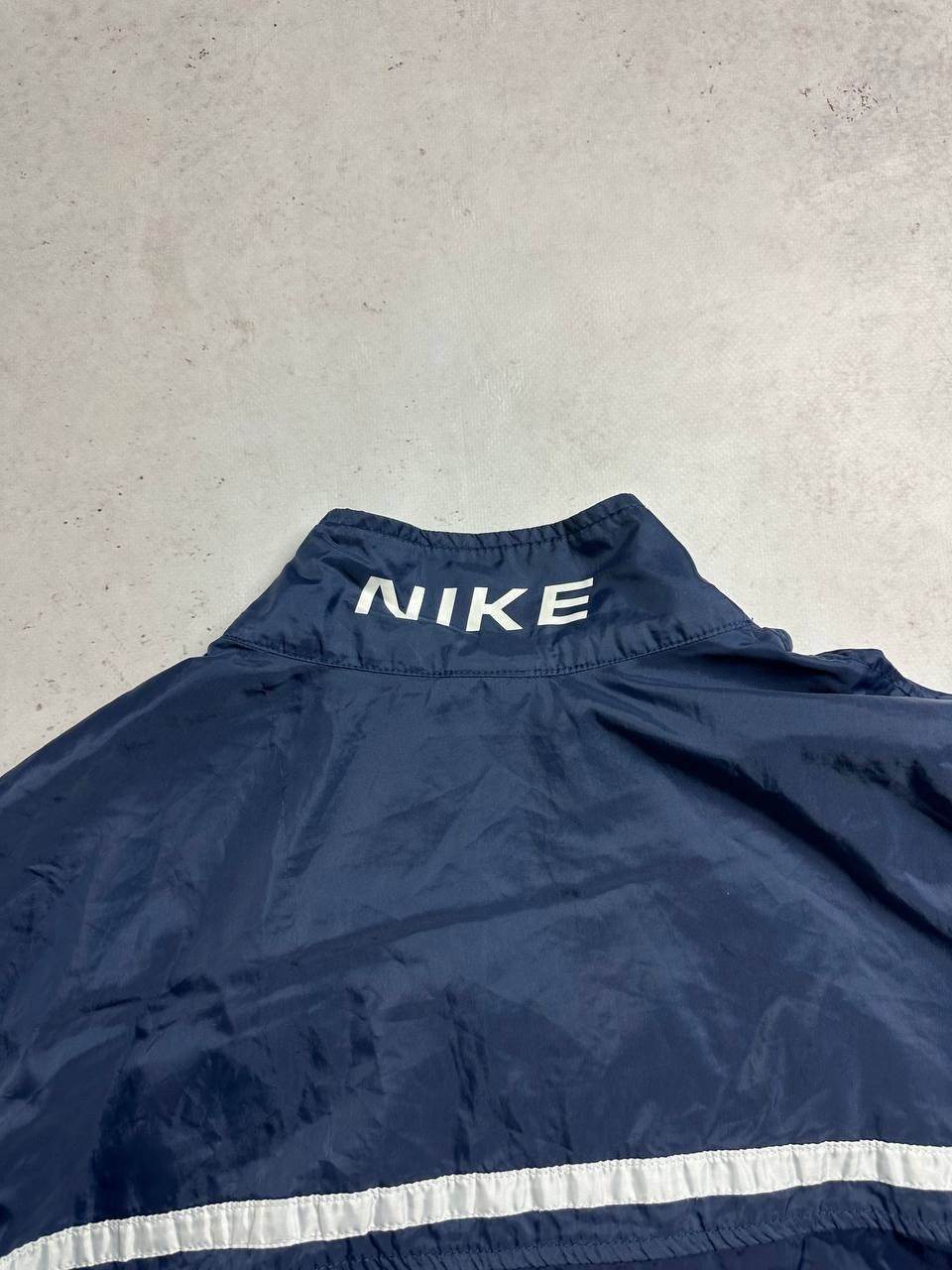 Nike Vintage Nike Swoosh Boxy Nylon Jacket Y2K L Size US L / EU 52-54 / 3 - 6 Thumbnail