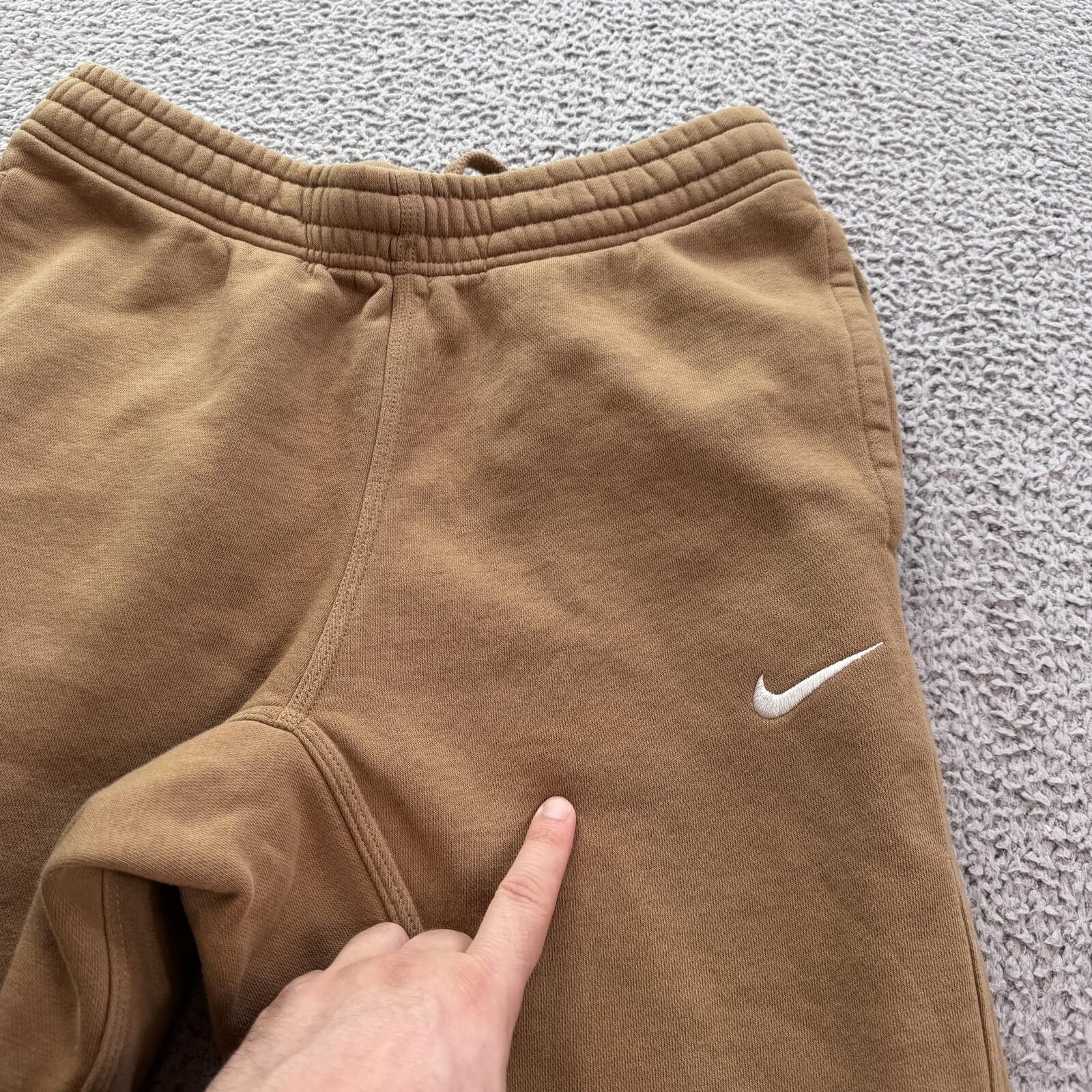 Nike Nike Brown Fleece Jogger Sweatpants Small Tan Swoosh Pants Size US 30 / EU 46 - 6 Thumbnail