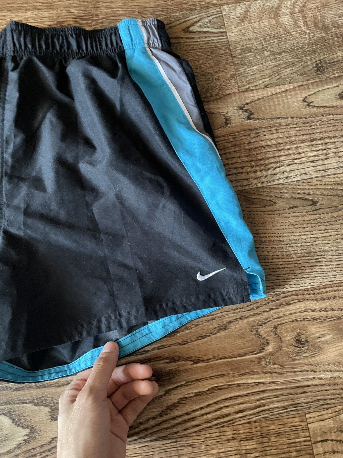 Nike Vintage Nike shorts streetwear swoosh casual y2k size M Size US 32 / EU 48 - 3 Thumbnail