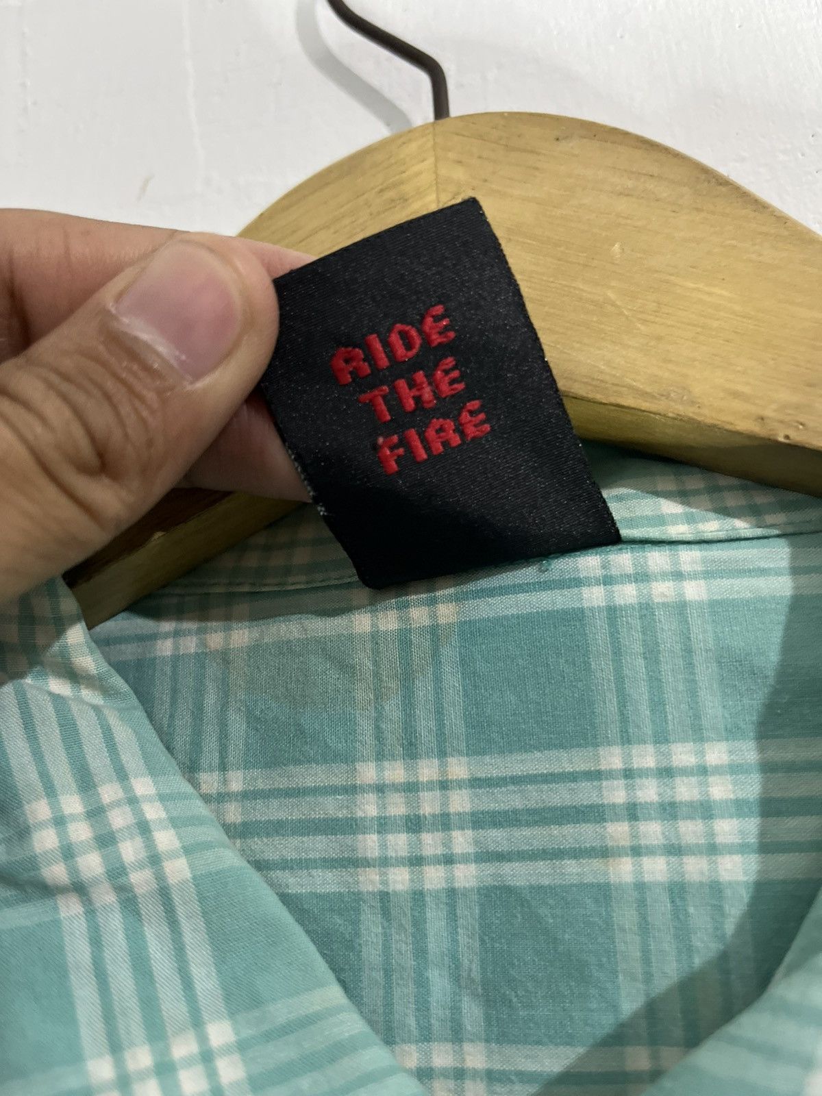 Spitfire 2000s spitfire skateboard shirt Size US L / EU 52-54 / 3 - 8 Thumbnail