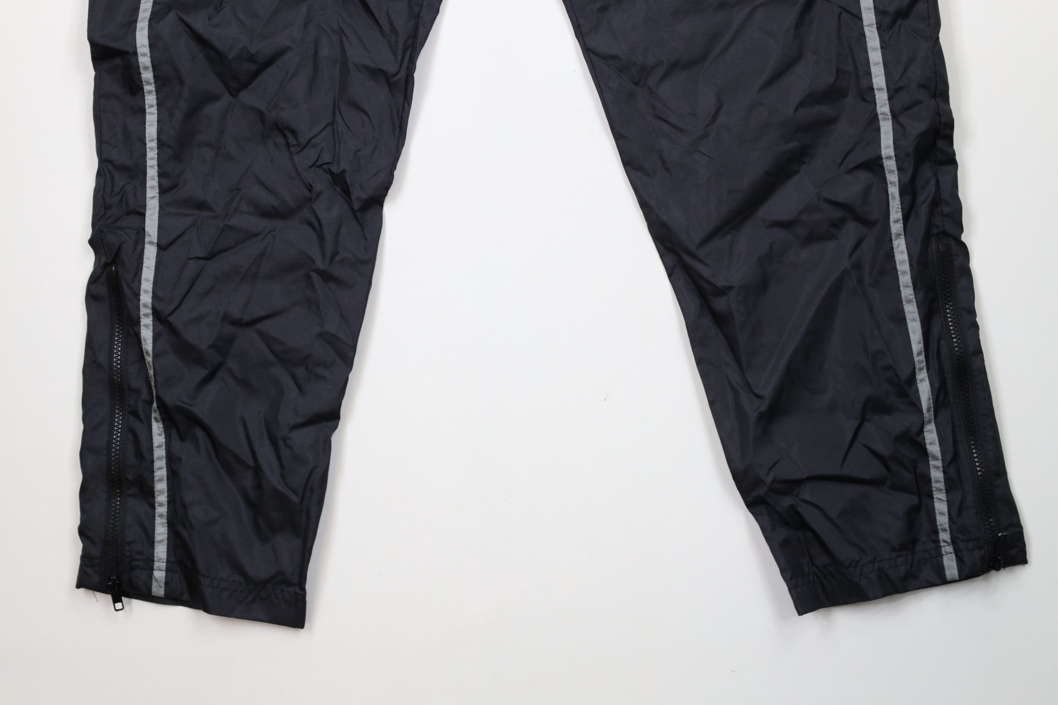 Reebok × Vintage Vintage 90s Reebok Logo Lined Nylon Windbreaker Pants Black Size US 36 / EU 52 - 4 Thumbnail