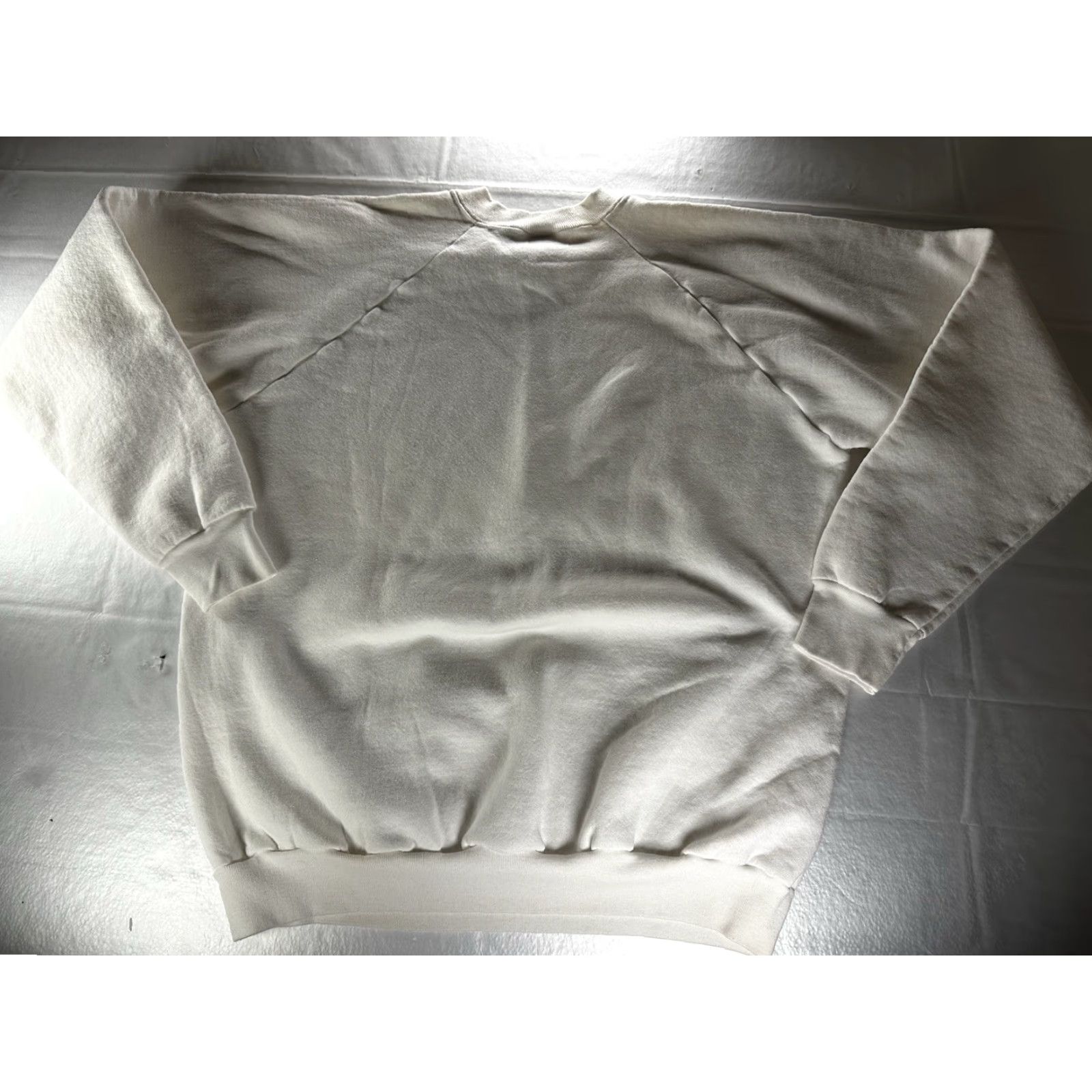 Fruit Of The Loom VINTAGE Blackhawk Fire School Sweatshirt Mens 2XL White Crewneck USA Made Sweatshirt Size US XXL / EU 58 / 5 - 2 Thumbnail