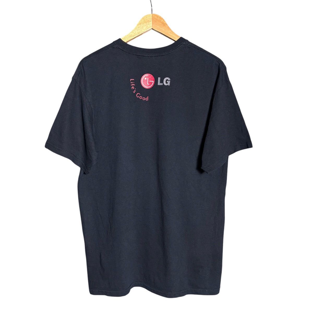 Vintage Vintage Get My Steamy LG Washing Machine Graphic T-Shirt Size US L / EU 52-54 / 3 - 5 Thumbnail