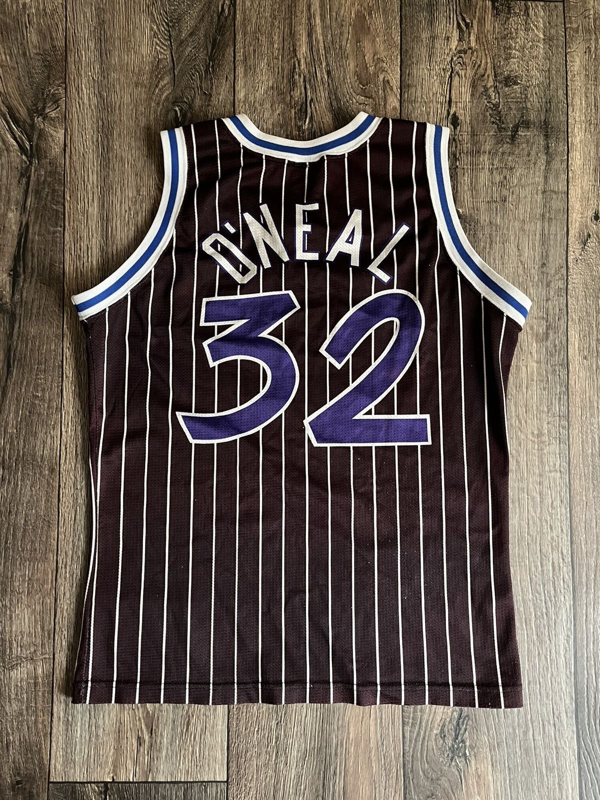 NBA × Vintage Vintage 90s Champion Orlando Magic #32 Shaquille On'eal NBA Size US S / EU 44-46 / 1 - 9 Thumbnail