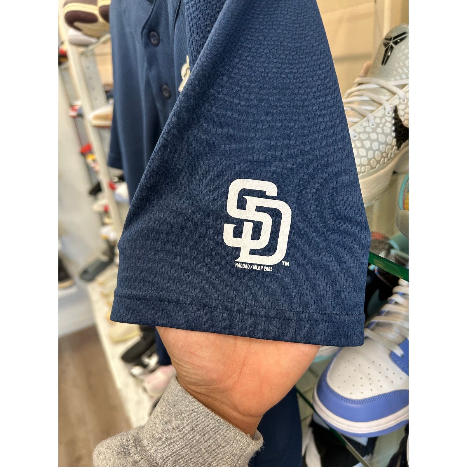 MLB San Diego Padres navy blue mesh henley jersey L B15 Size US L / EU 52-54 / 3 - 4 Thumbnail