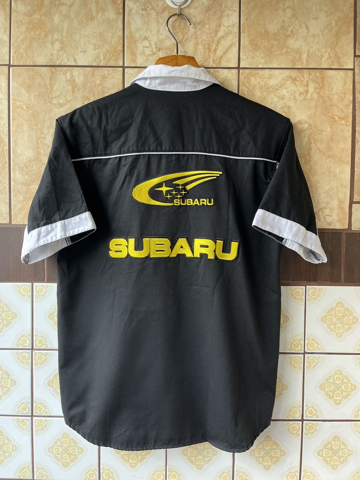 Formula 1 Subaru vintage rally racing up button shirt Size US M / EU 48-50 / 2 - 1 Thumbnail
