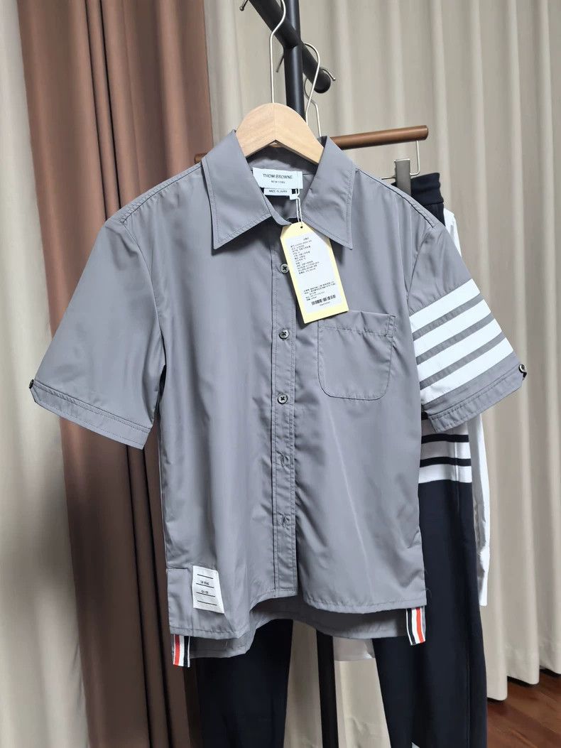 Thom Browne Thom Browne size38 Lightweight short-sleeved shirt Size XS / US 0-2 / IT 36-38 - 1 Thumbnail