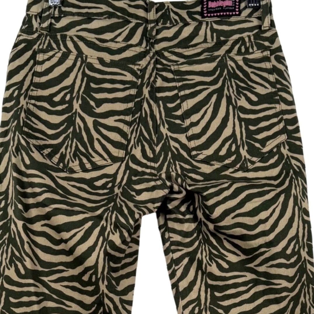 Vintage VINTAGE Bubblegum USA pants Zebra Print 7/8 Slim Straight Y2K 90s Indie Sleaze Clubwear Womens Juniors Green Olive Tan Baggy? Size 28" / US 6 / IT 42 - 5 Thumbnail
