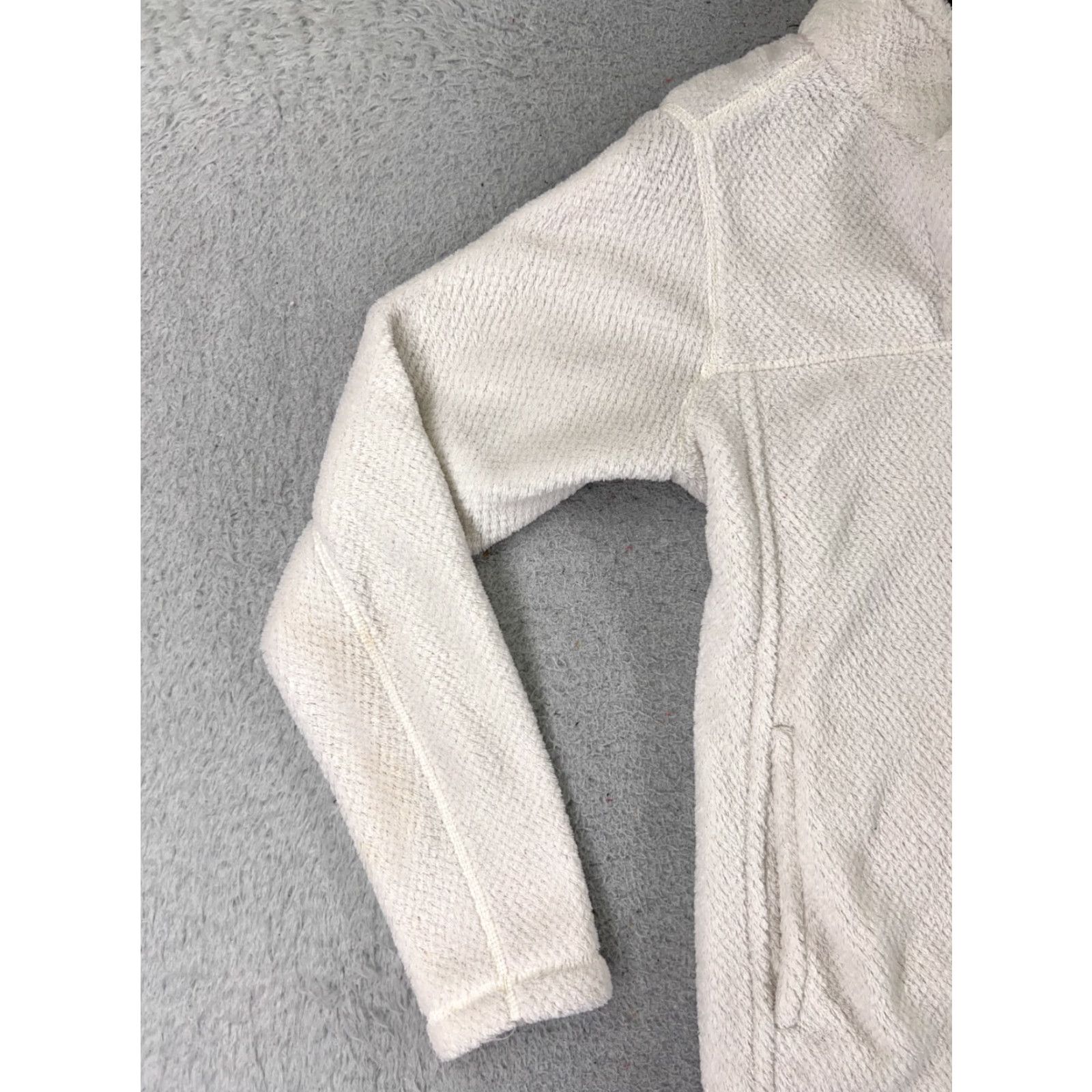Patagonia Patagonia Sweater Womens XS White Re-Tool Snap-T Pullover Polyester Mock Neck Long Sleeve Pullover Casual Outdoor Logo Vintage: No Womens, Size XS Size XS / US 0-2 / IT 36-38 - 3 Thumbnail