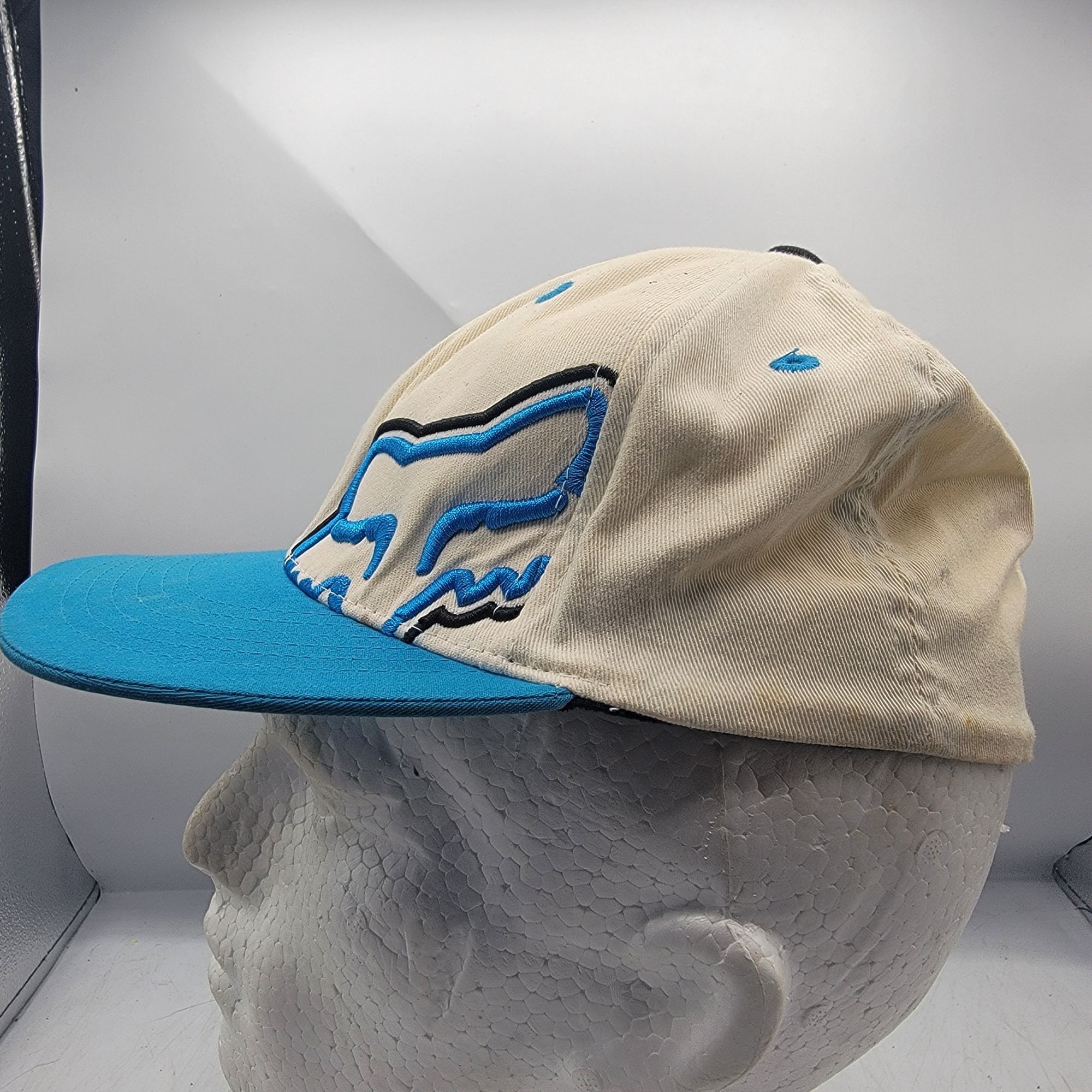 Fox Racing Fox Racing Small Medium White Blue Fitted Hat Motorcycles Mo Size ONE SIZE - 2 Thumbnail