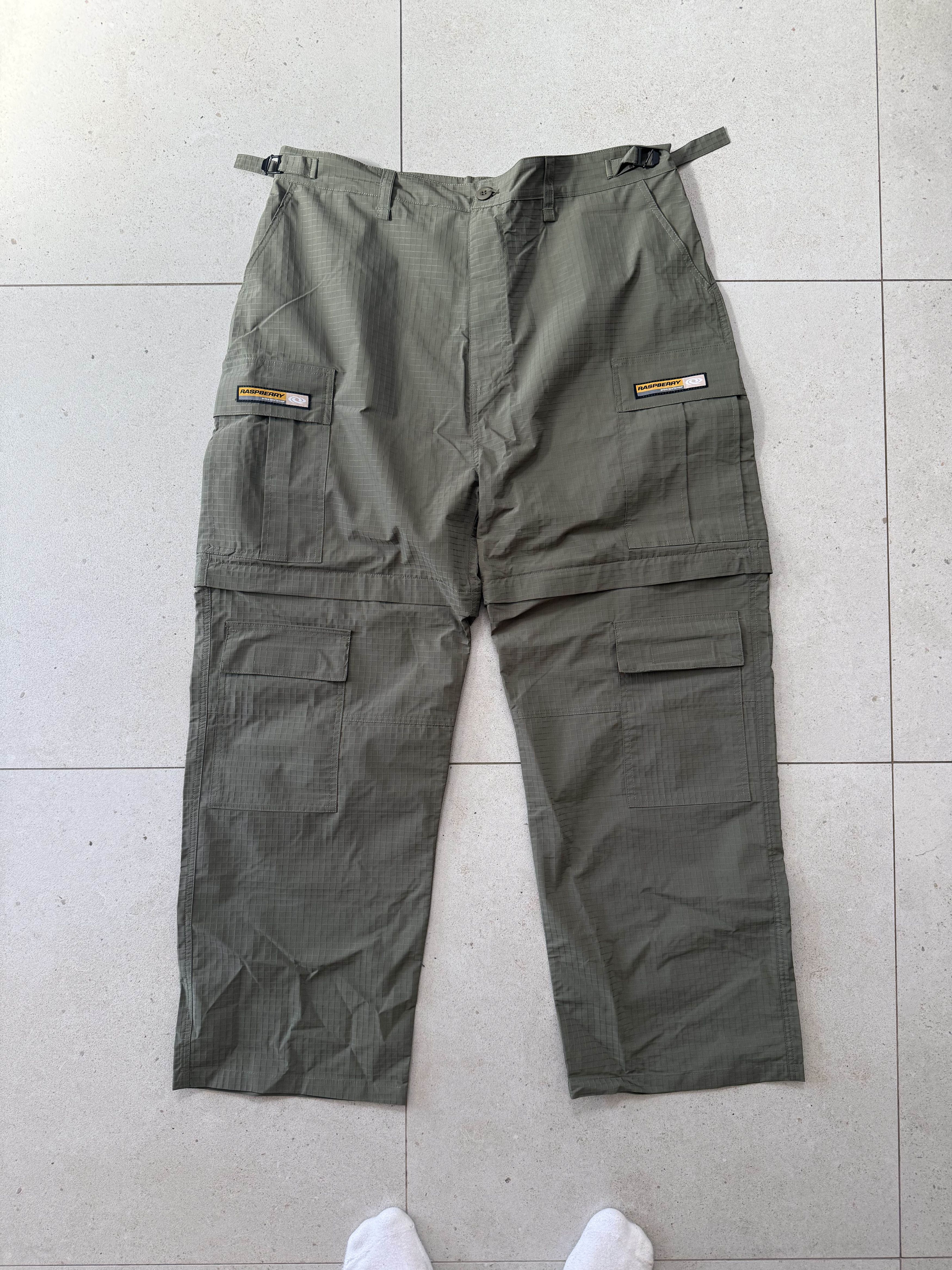 The GV Gallery The GV Gallery TANKER CARGOS - XL Size US 36 / EU 52 - 1 Thumbnail