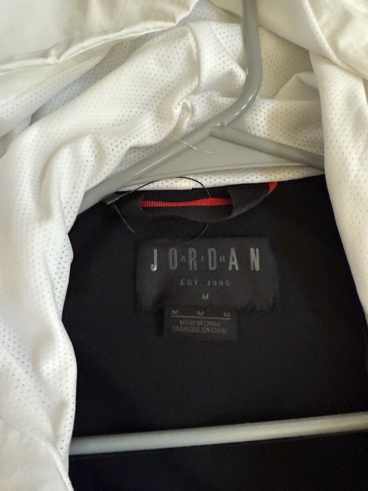 Jordan Brand × Nike × Vintage Vintage Jordan Windbreaker Size US M / EU 48-50 / 2 - 4 Thumbnail