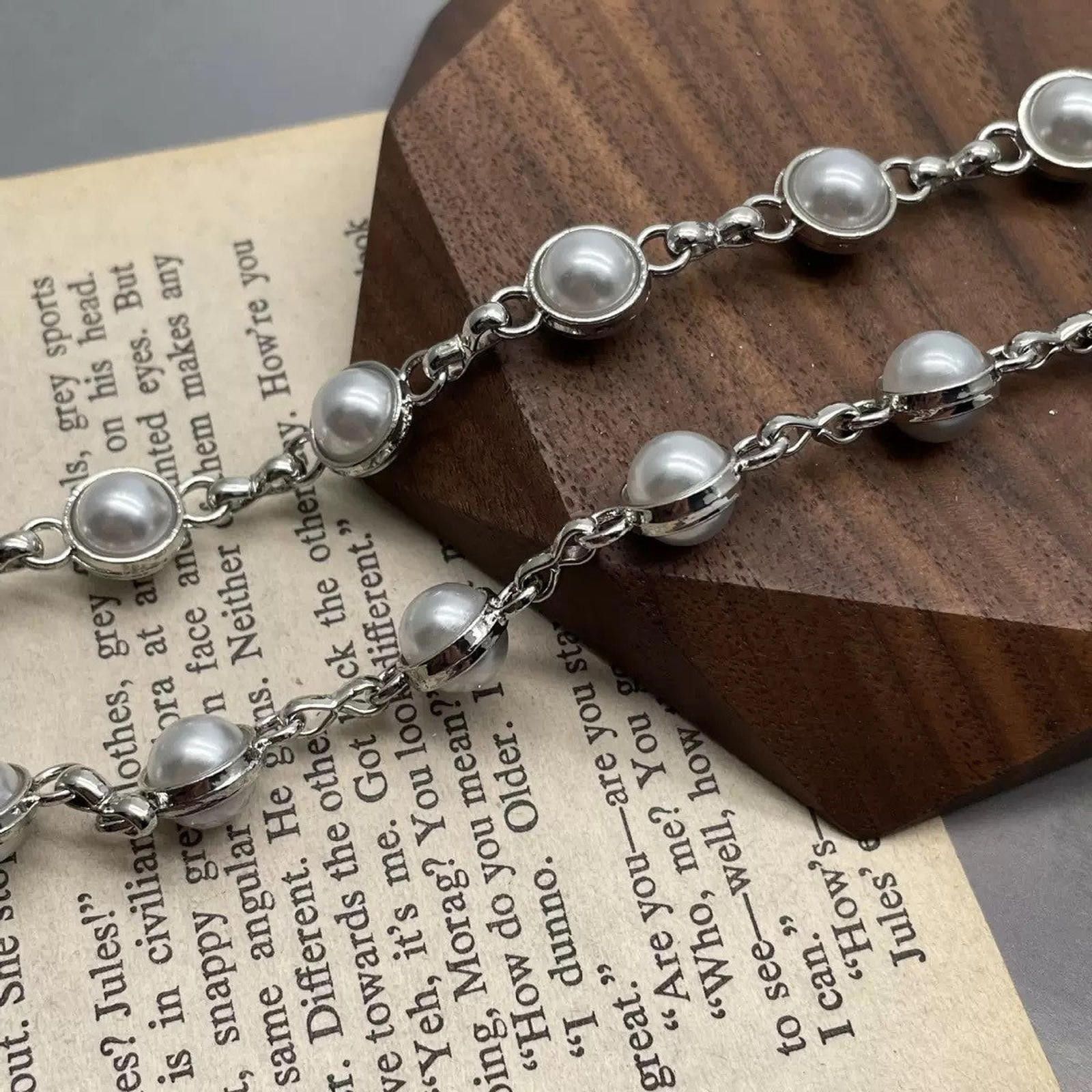 Vintage Double Layer Pearl Wallet Chain, Pants Chain, Belt Chain Size ONE SIZE - 4 Thumbnail