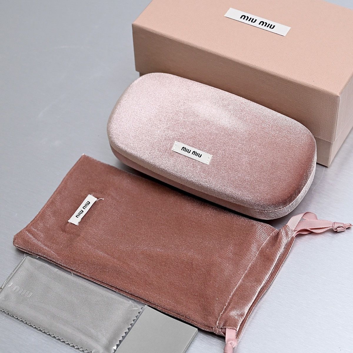 MIU MIU 0MU A51S 5AK50K SUNGLASSES