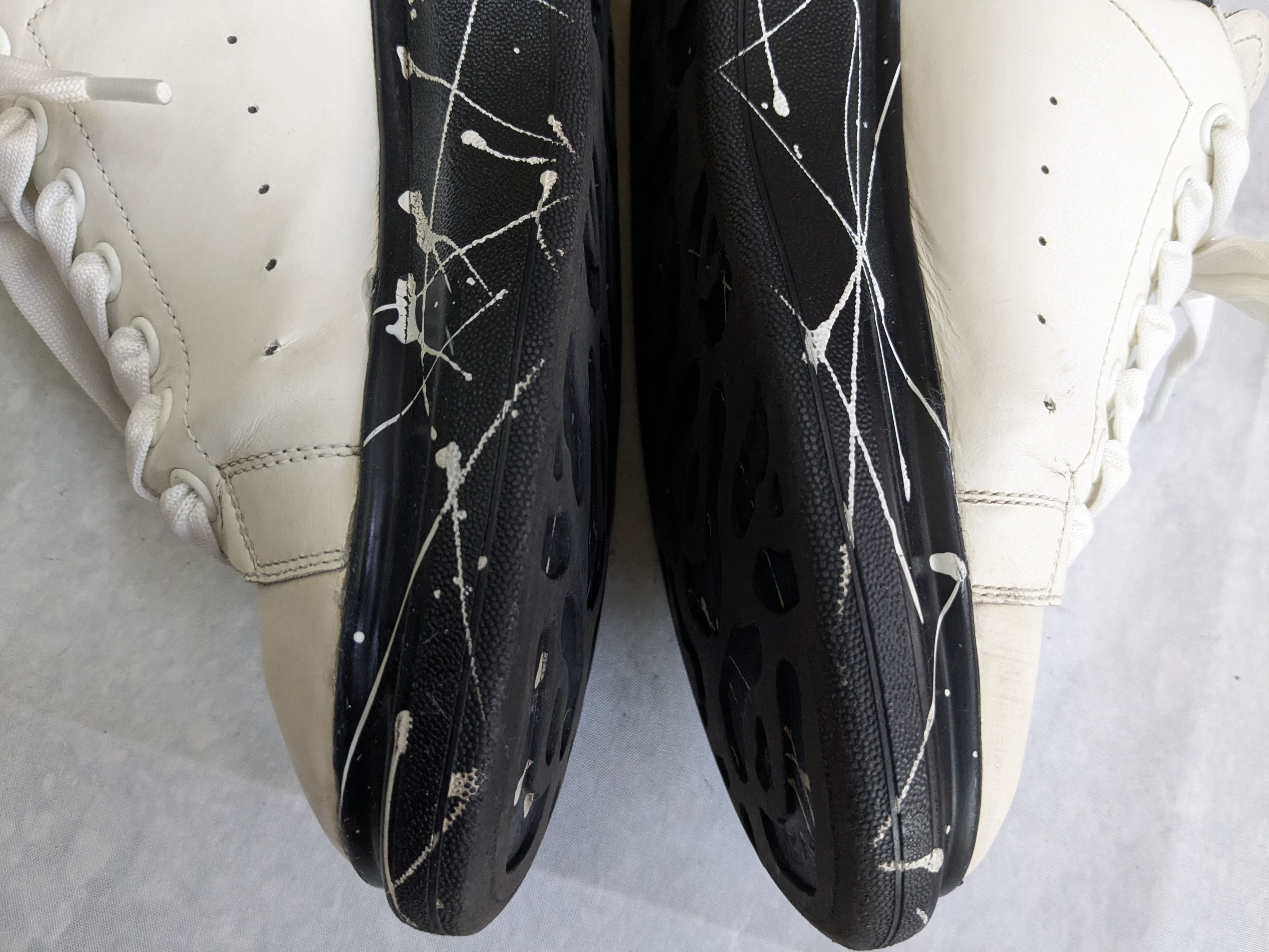 Alexander McQueen alexander mcqueen oversized sneaker Larry White 11 44 Size US 11 / EU 44 - 10 Thumbnail