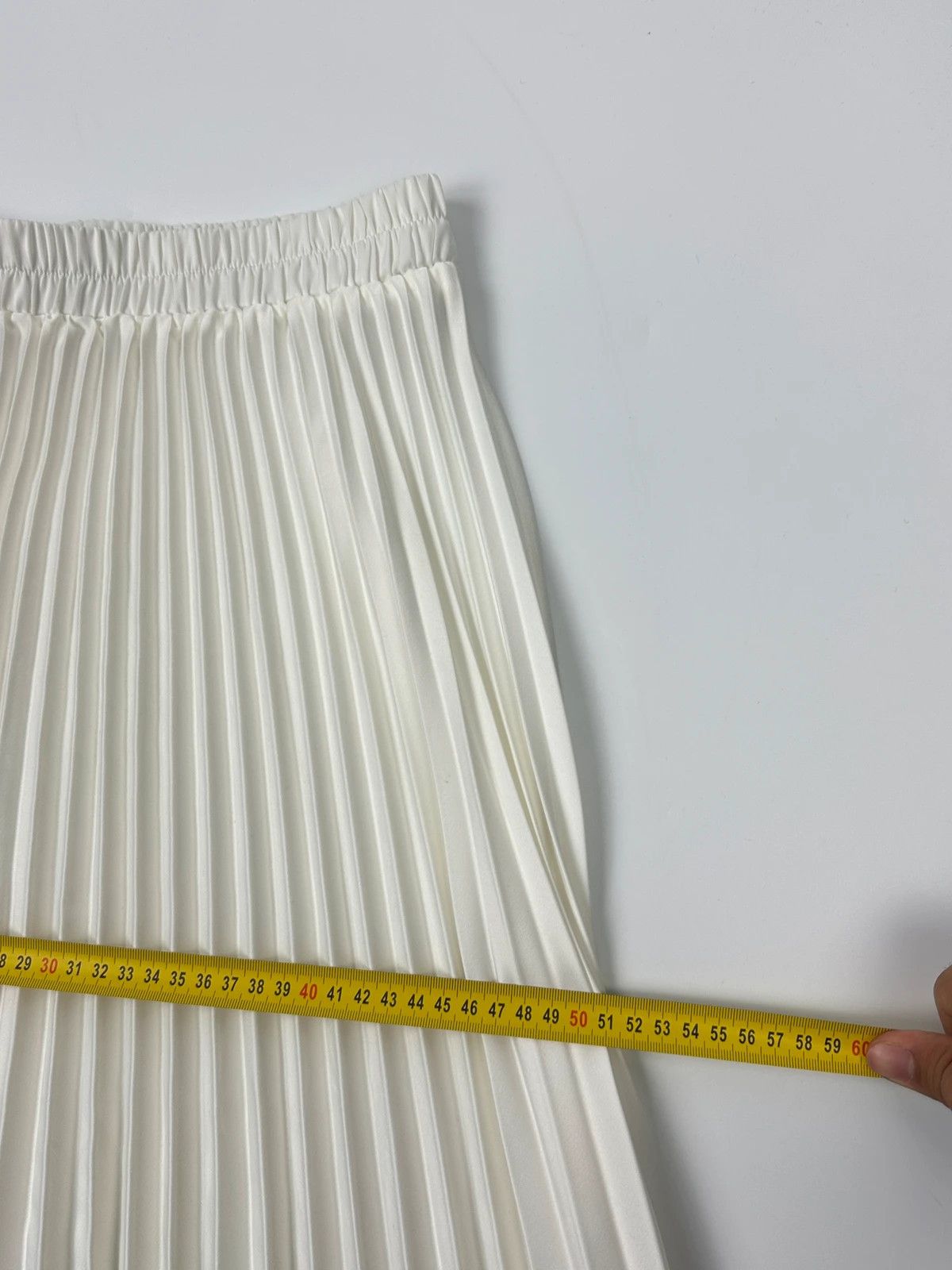 plein sud Plein Sud 00’s White Long Pleats Skirt Size 26" / US 2 / IT 38 - 15 Thumbnail