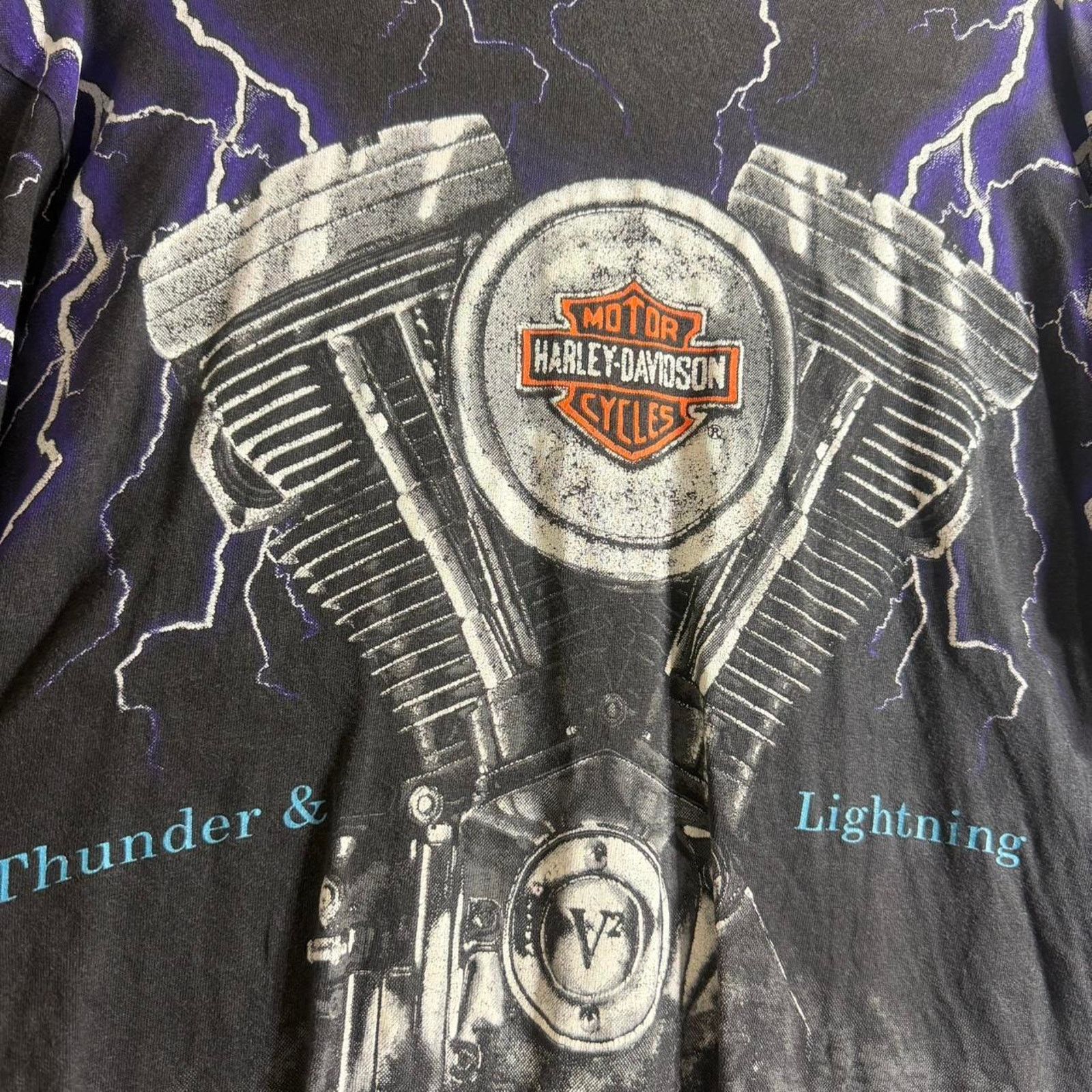 Harley Davidson 90’s HARLEY DAVIDSON MOTORCYCLES THUNDER LIGHTNING tee shirt Size US L / EU 52-54 / 3 - 3 Thumbnail