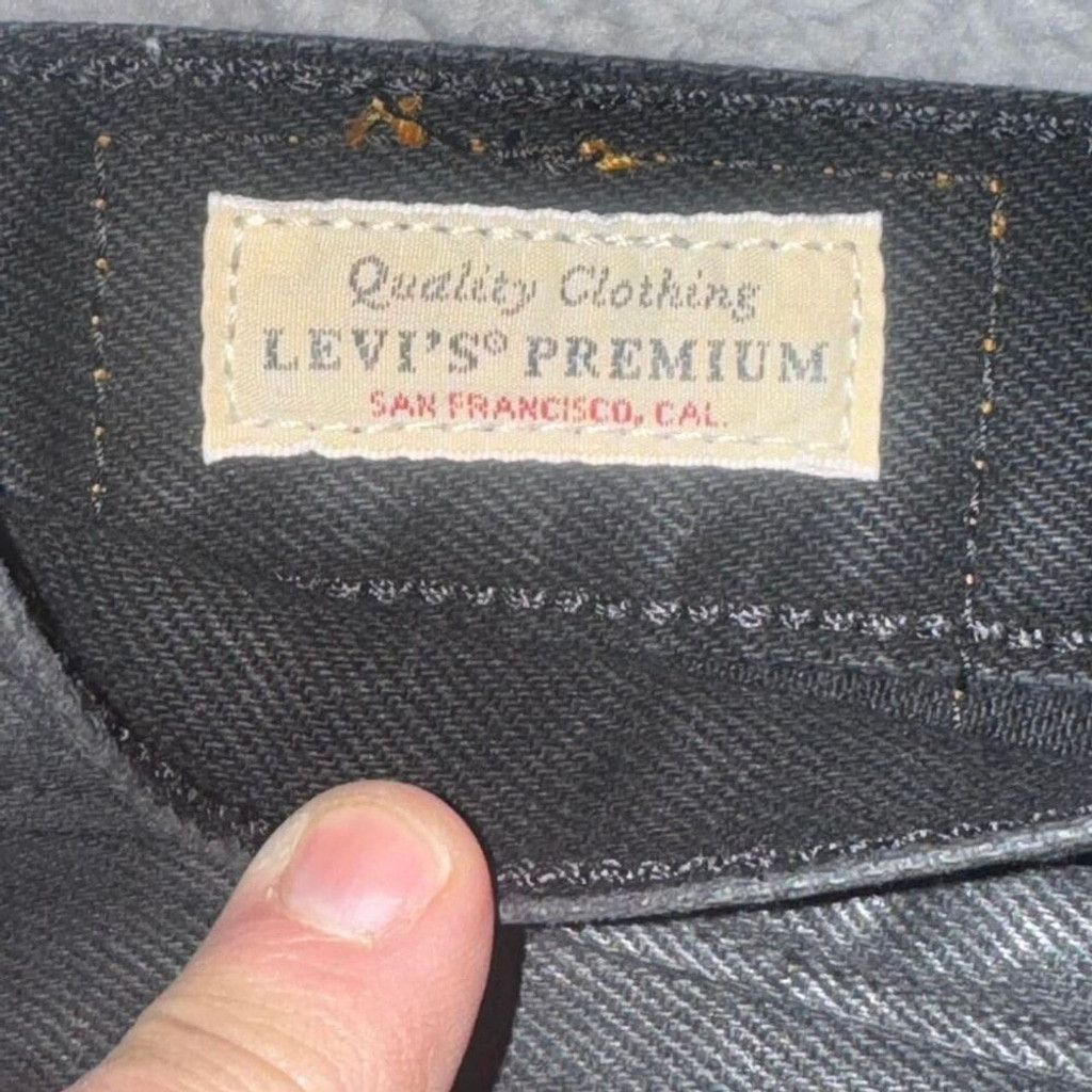 Levi's NWT LEVI Mini Black Denim Skirt Size 28" / US 6 / IT 42 - 3 Thumbnail