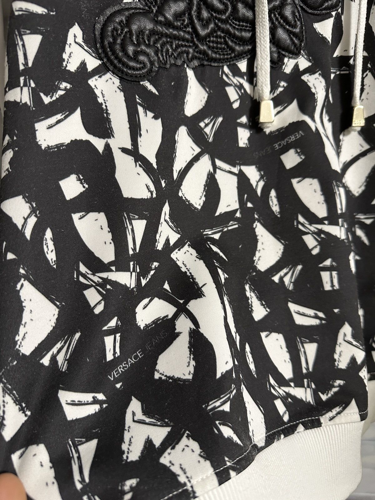 Versace Jeans Couture Rare Luxury Abstract Hoodie Versace Jeans Monogram Size US XS / EU 42 / 0 - 4 Thumbnail