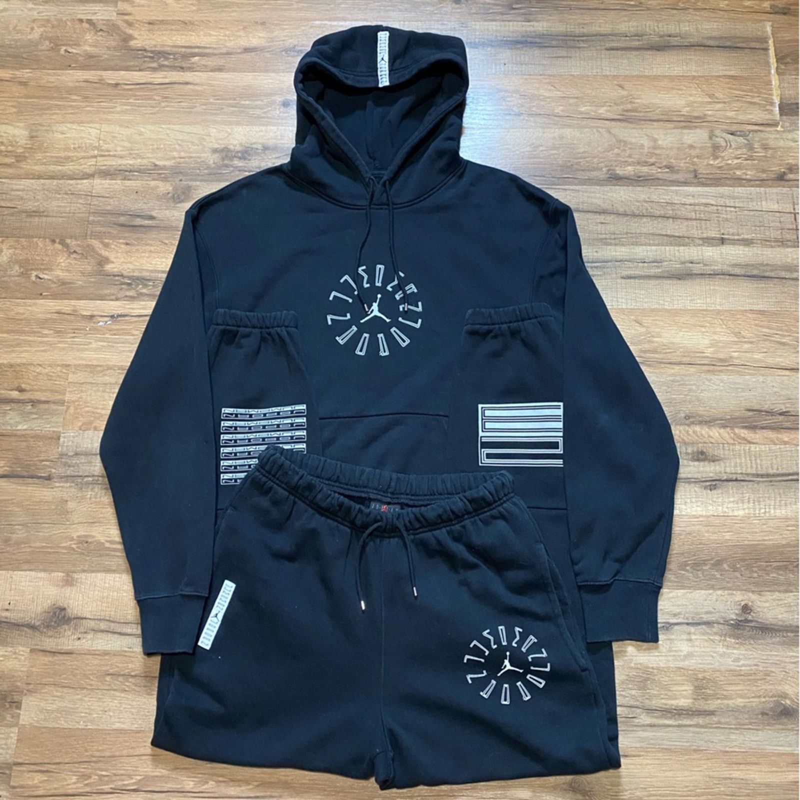 Jordan Brand Air Jordan 11 Sweatshirt Sweatpants Matching Set Sweatsuit Size US M / EU 48-50 / 2 - 3 Thumbnail