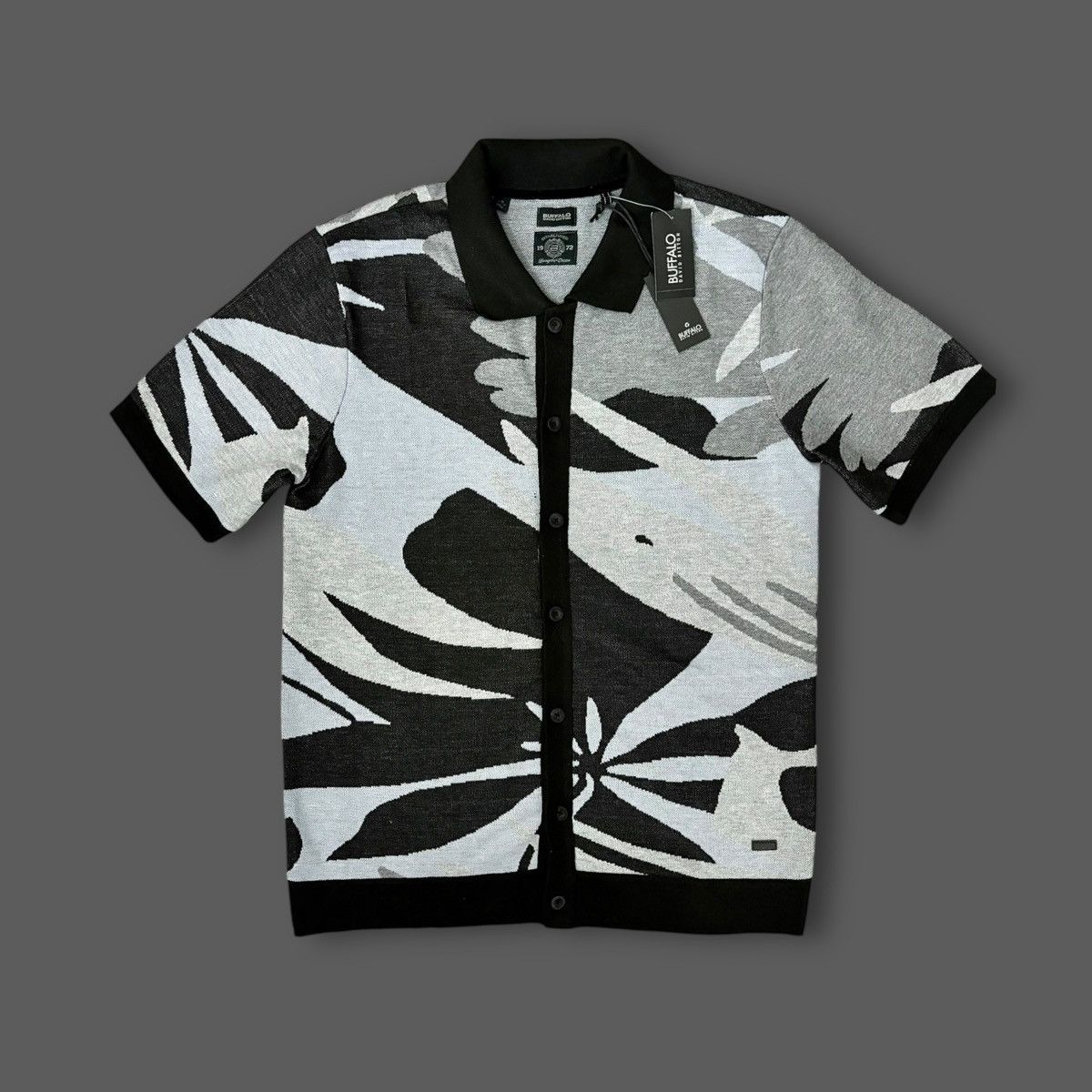 Buffalo David Bitton Buffalo Wyneson Men’s Abstract Black Grey Sweater Sz L Size US L / EU 52-54 / 3 - 8 Thumbnail