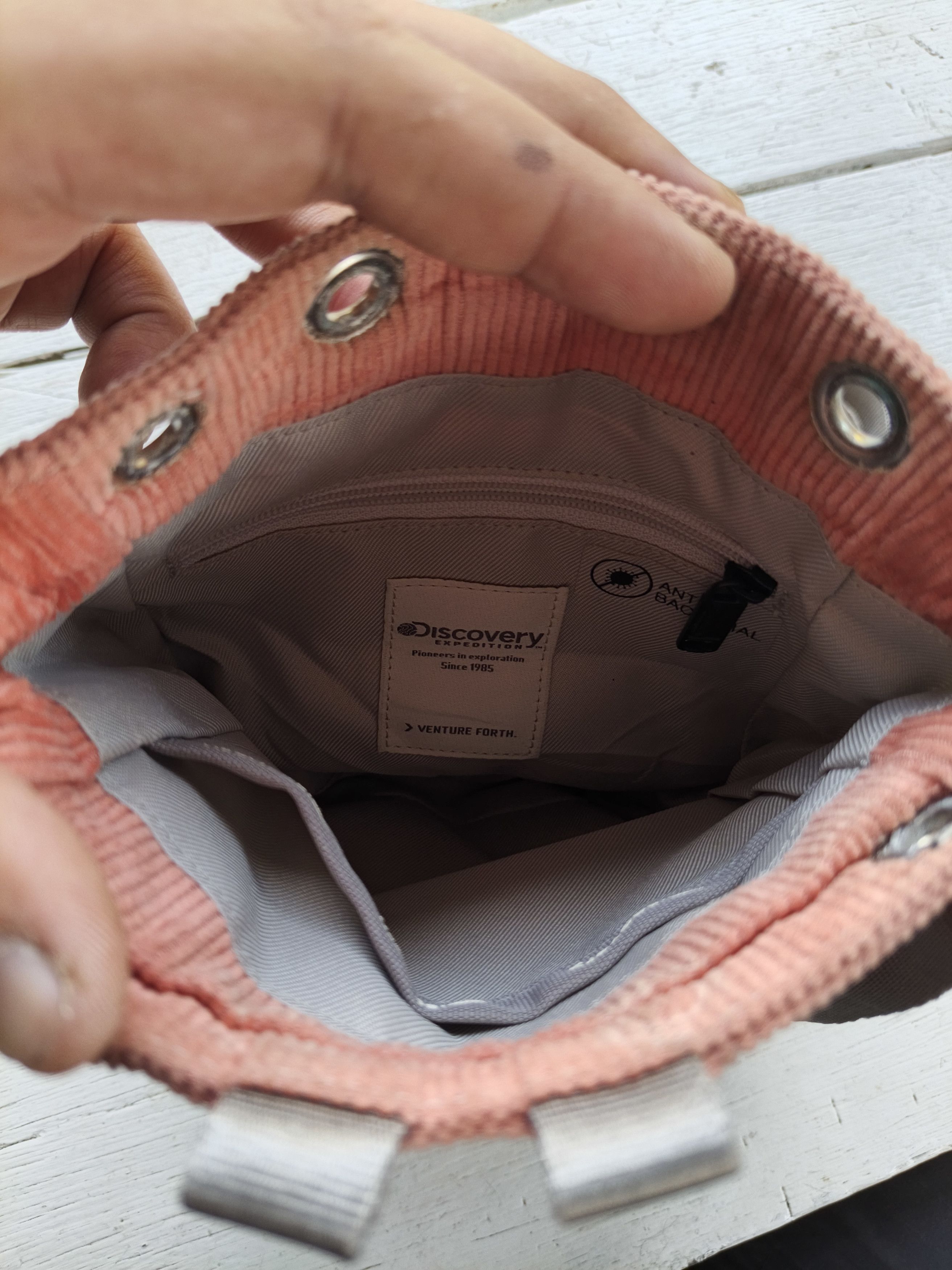 Japanese Brand Discovery Expedition Corduroy Dual Tone Sling Bag Size ONE SIZE - 7 Thumbnail