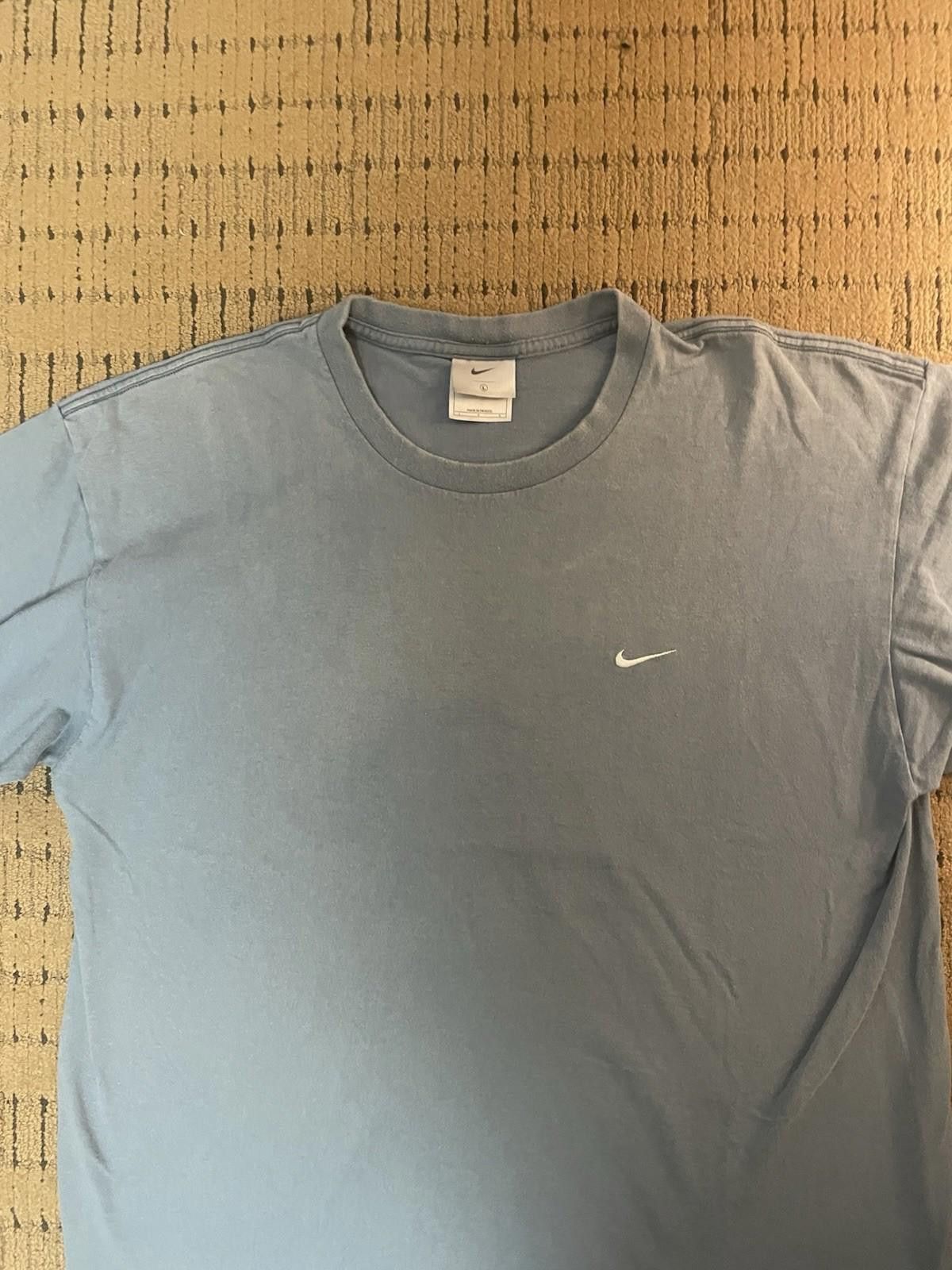 Nike Vintage 90s Nike Swoosh Tee Mens L Blue Embroidered Faded Size US L / EU 52-54 / 3 - 2 Thumbnail