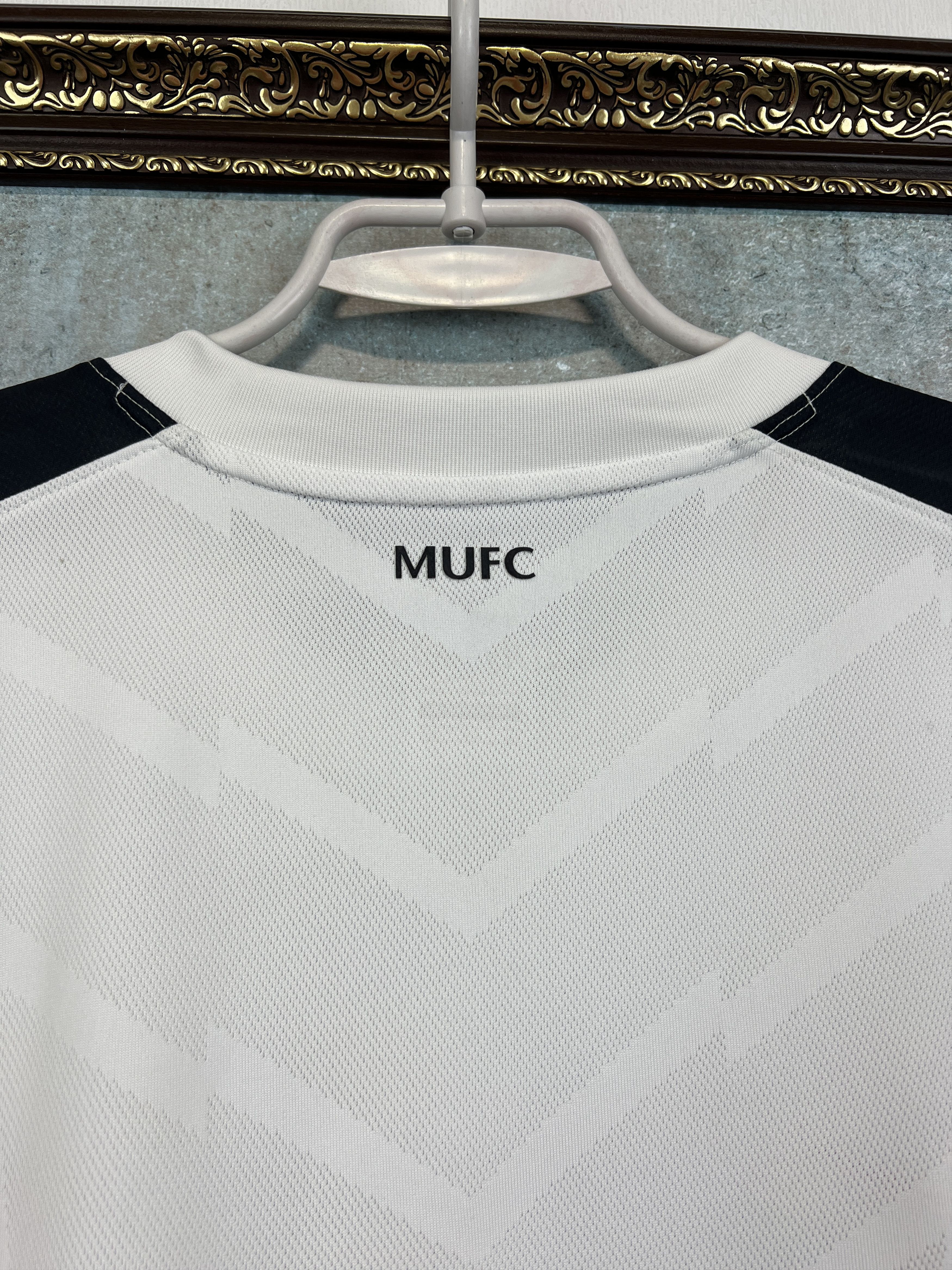 Nike Manchester United football shirt Long Sleeve Jersey 3XL Size US XXL / EU 58 / 5 - 12 Thumbnail