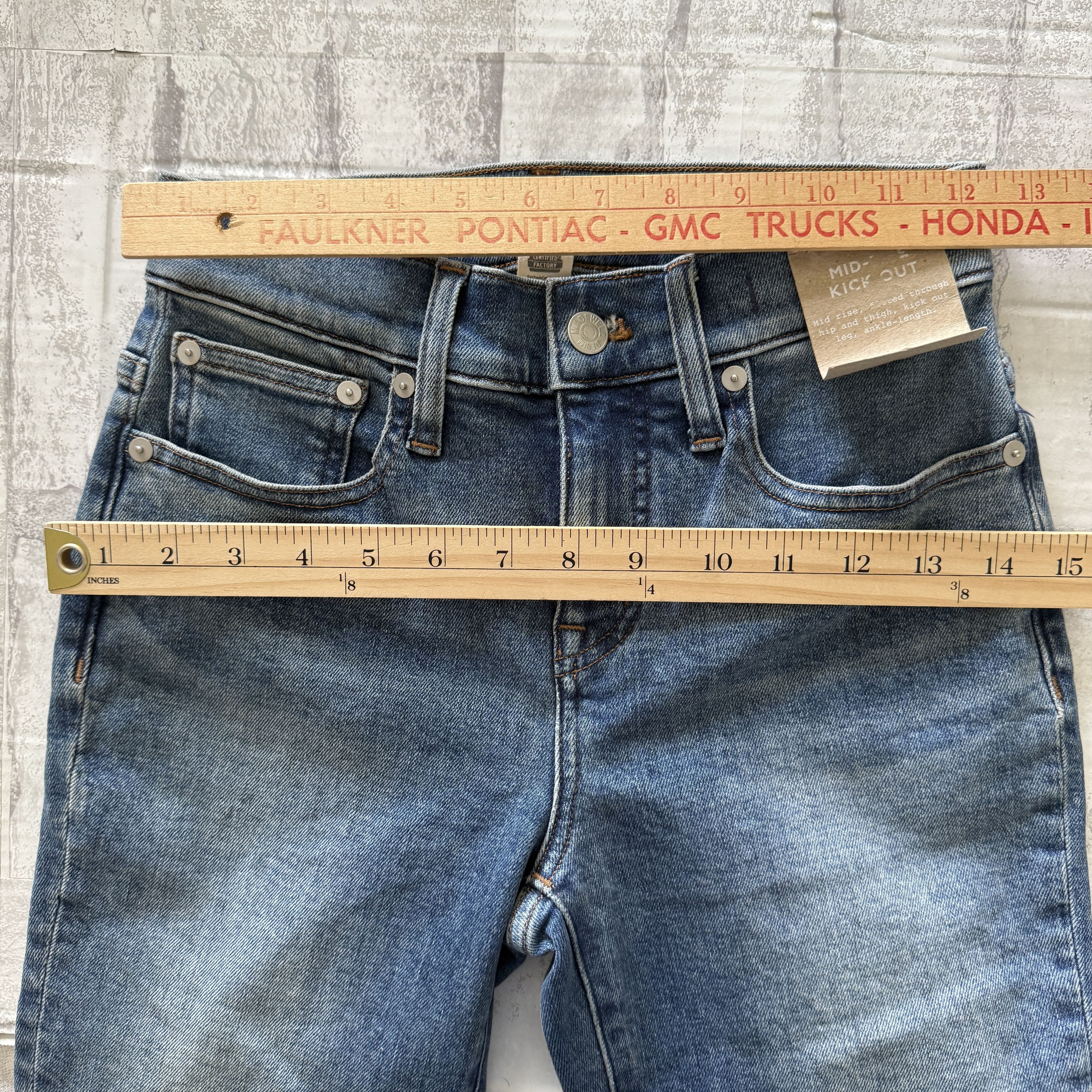 Madewell Madewell Kick Out Crop Jeans Oneida Mid Rise Flare Denim Size 24" / US 00 / IT 34 - 7 Thumbnail