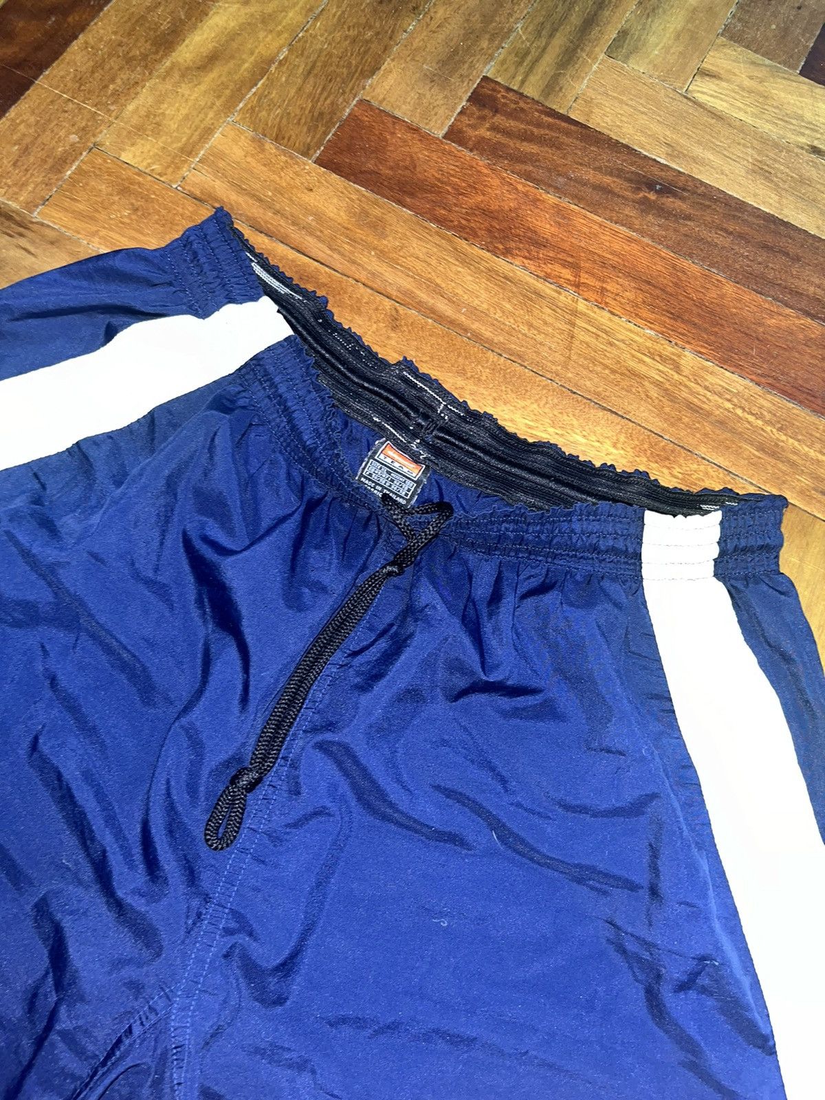 Nike × Vintage Nike Team Vintage y2k Swoosh Shorts Size US 36 / EU 52 - 2 Thumbnail