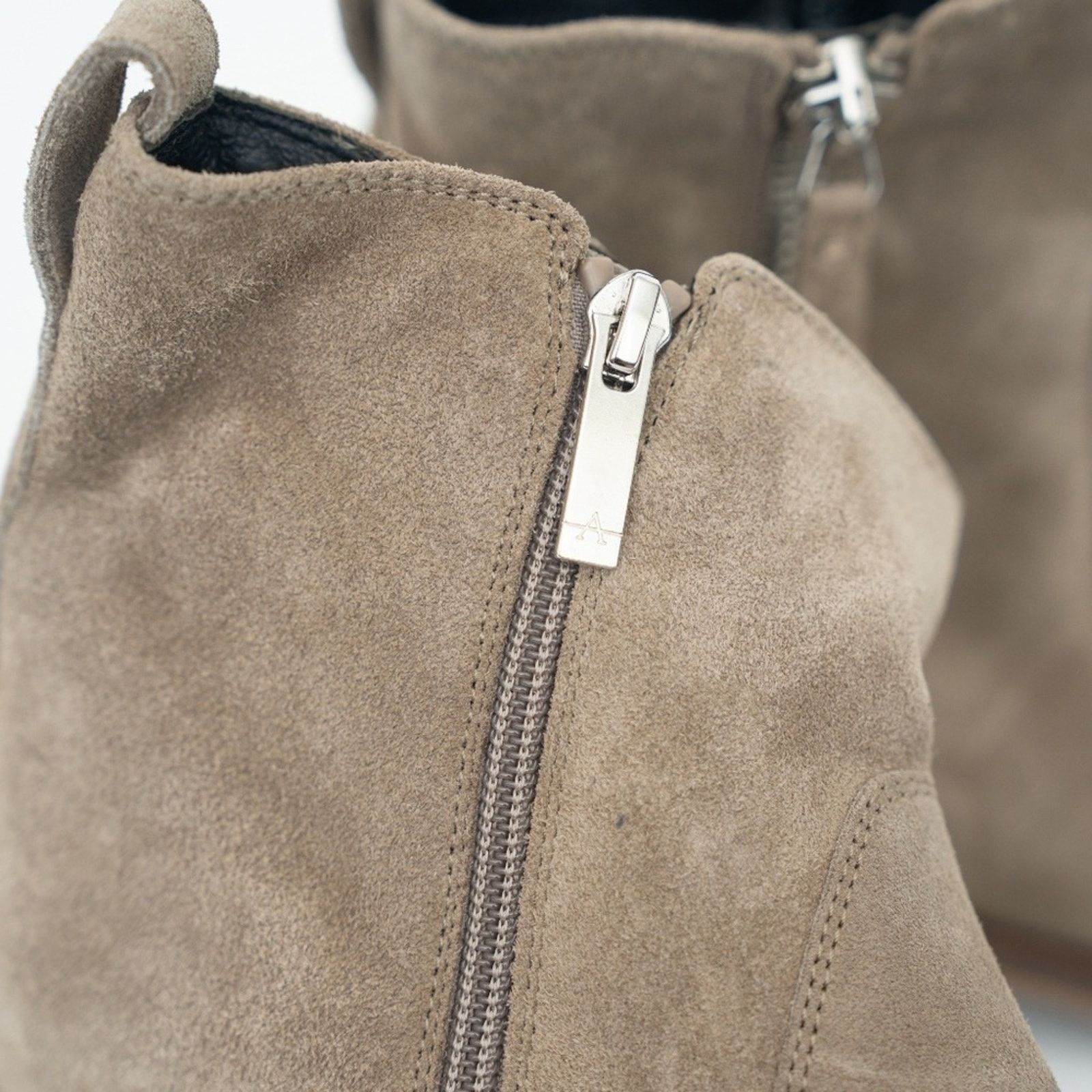 Aquatalia Aquatalia. New! Fuoco Suede Ankle Boots. Size US 12 / IT 42 - 7 Thumbnail