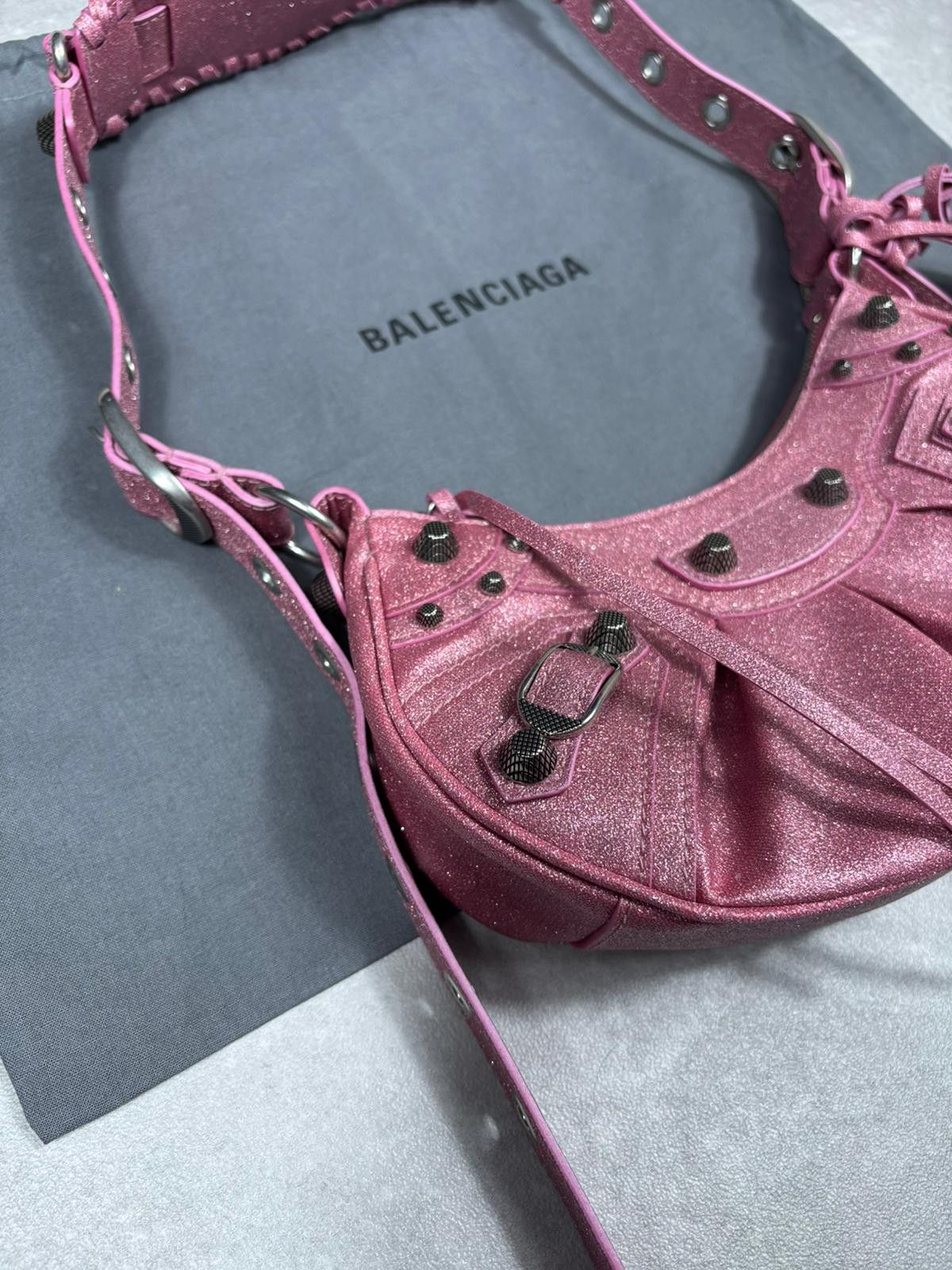 Balenciaga Balenciaga Le Cagole XS Glitter Pink Heart Mirror New Size ONE SIZE - 3 Thumbnail