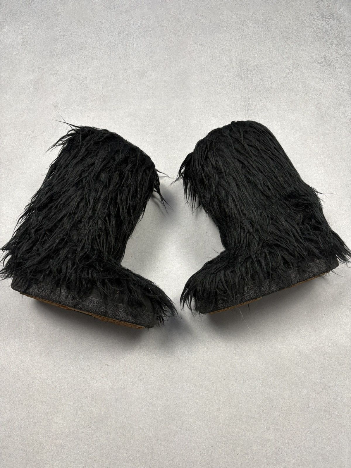 If Six Was Nine FAUX FUR RICK OWENS VIBE OVERSIZED YETI BOOTS LGB STYLE Size US 7 / IT 37 - 2 Thumbnail