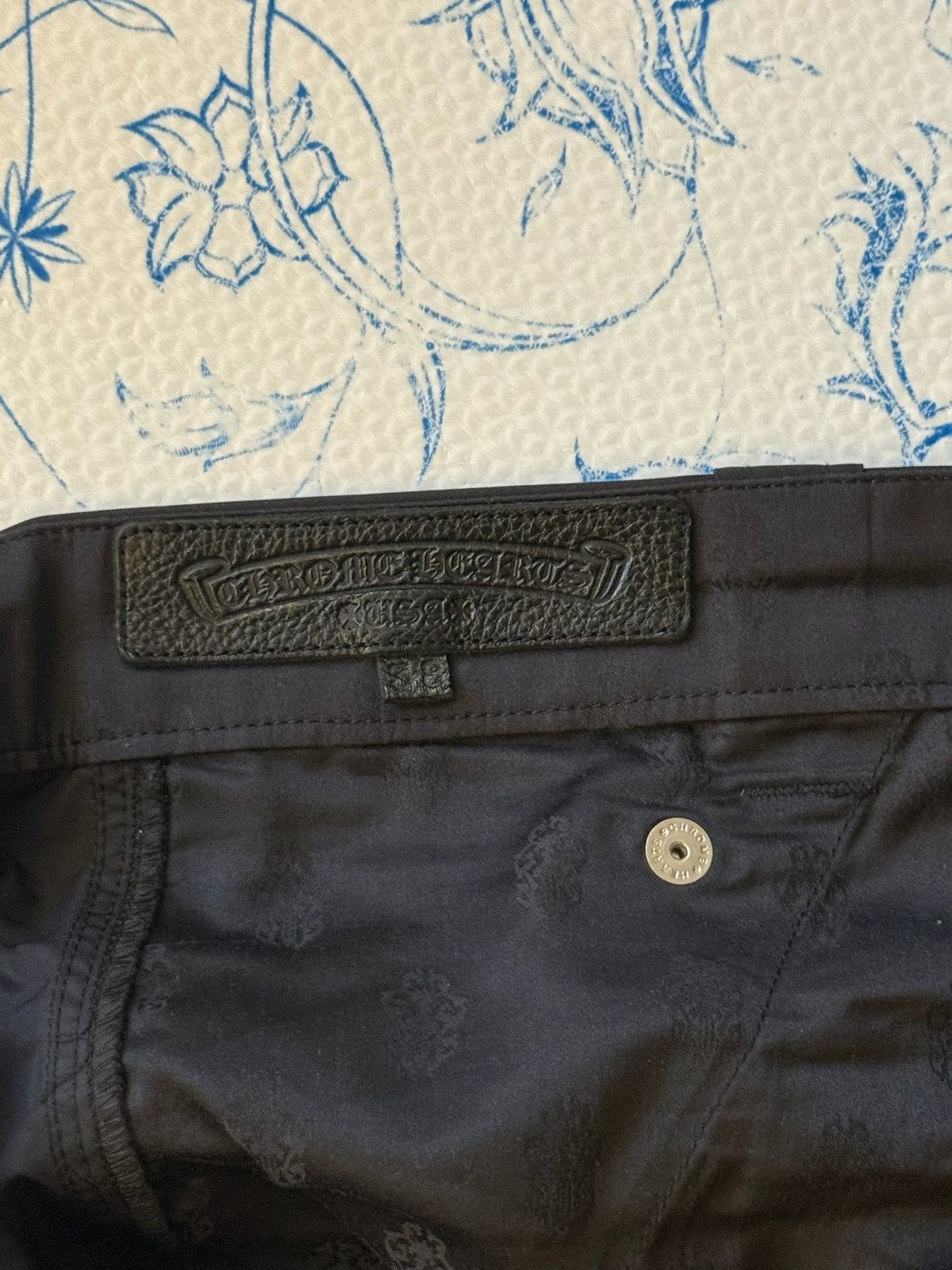 Chrome Hearts Chrome Hearts Nylon Leather Carpenter Shorts Size US 38 / EU 54 - 2 Thumbnail