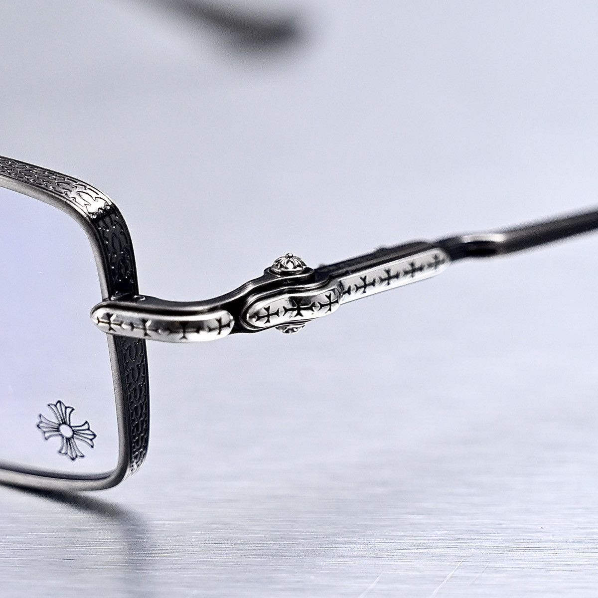 Chrome Hearts CHROME HEARTS BUCKLE RIDER GLASSES Size ONE SIZE - 3 Thumbnail