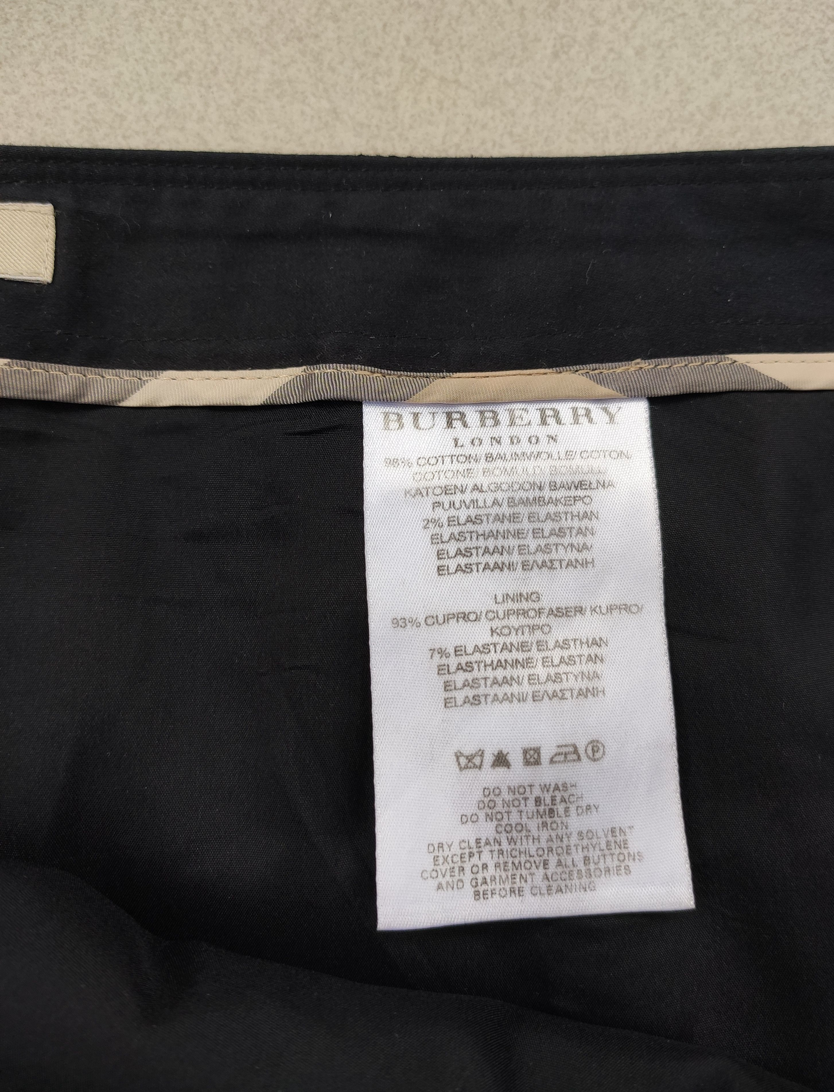 Burberry Burberry women skirt black basic old money Size 27" / US 4 / IT 40 - 6 Thumbnail