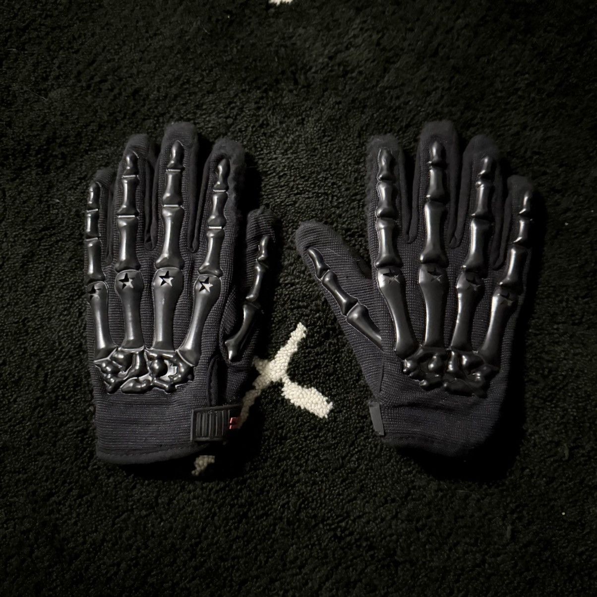 Pre-owned Grailed Skelton Gloves In Black