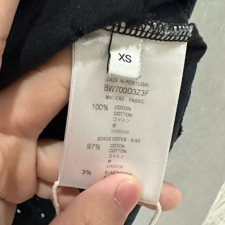 Givenchy Givenchy Distressed and ripped logo short-sleeve Size US XS / EU 42 / 0 - 6 Thumbnail