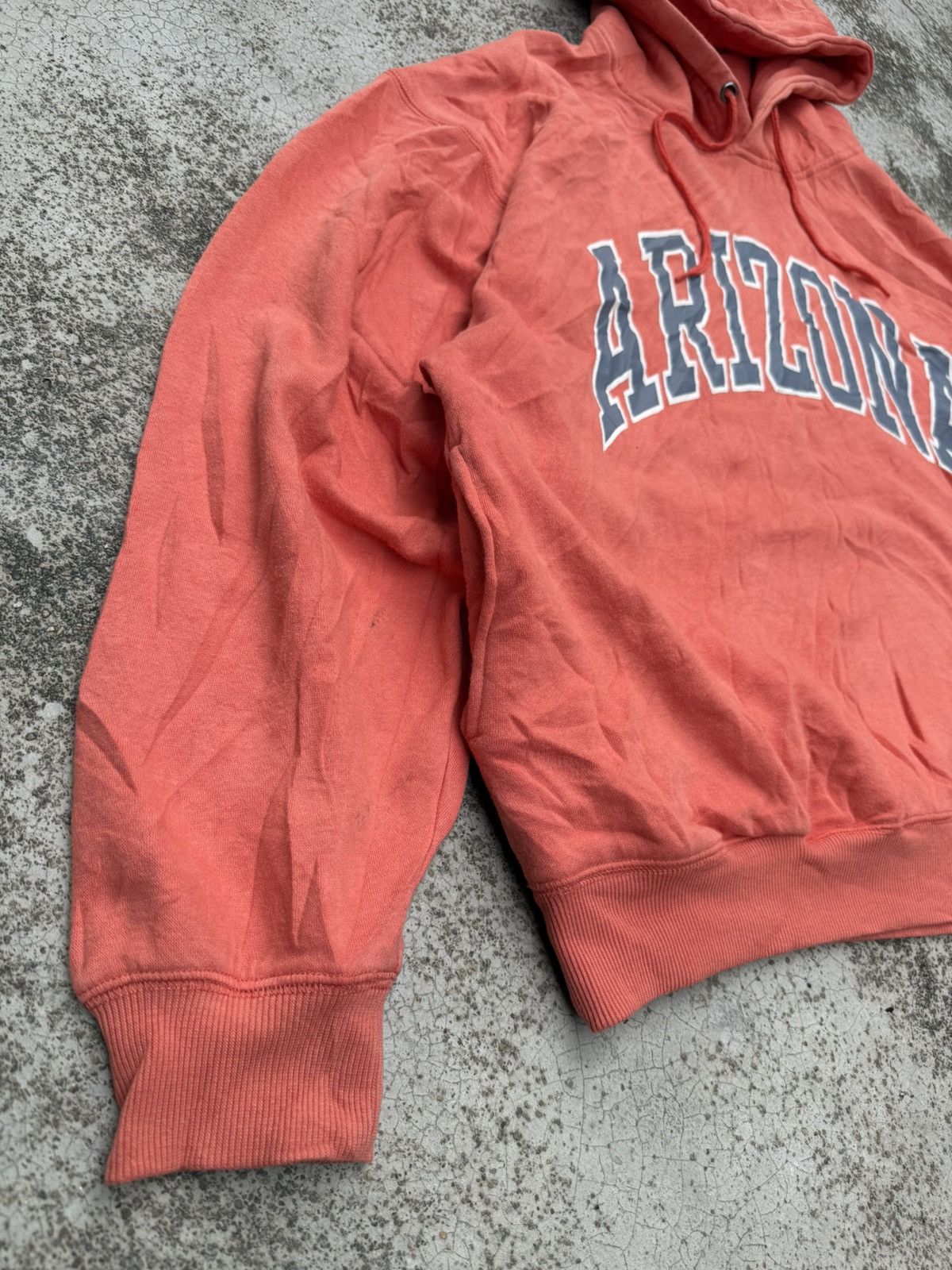 Logo Athletic 🔥 Y2K Discus Athletic Arizona University Los Vegas Hood - L Size US L / EU 52-54 / 3 - 3 Thumbnail