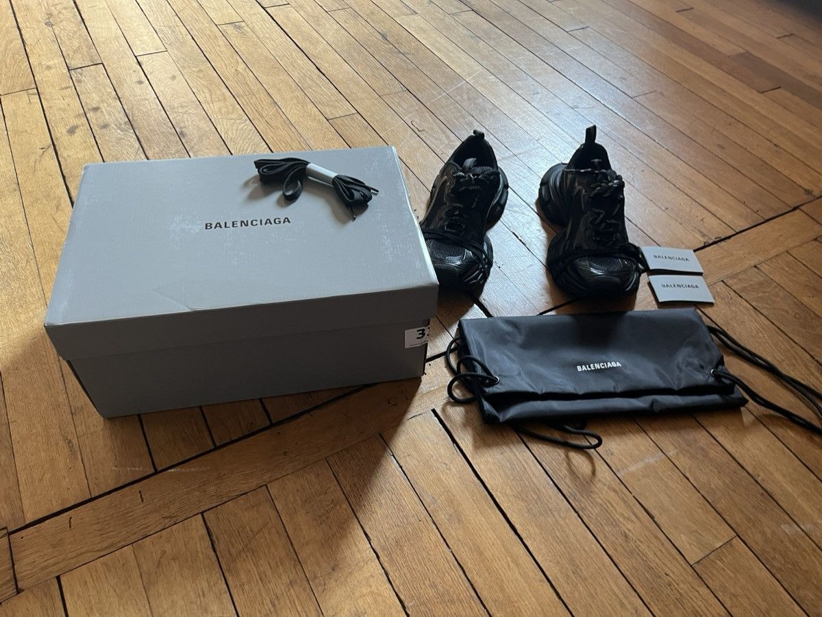 Balenciaga Balanciaga 3XL black Size US 9 / EU 42 - 2 Thumbnail