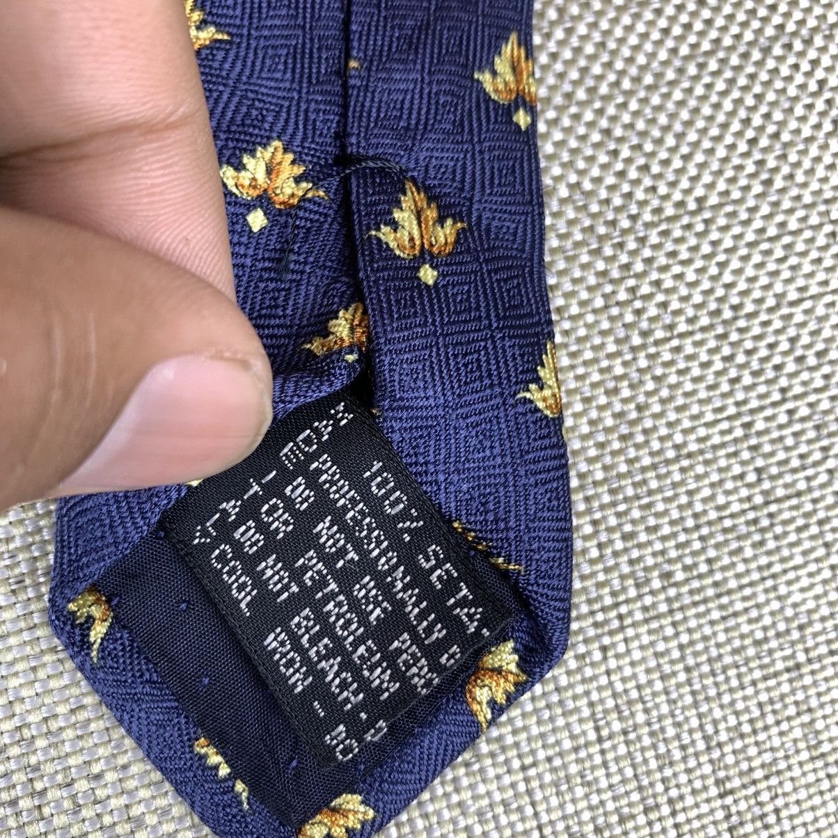 Versace × Vintage Gianni Versace Vintage Baroque Golden Silk Tie Caravate Size ONE SIZE - 10 Thumbnail