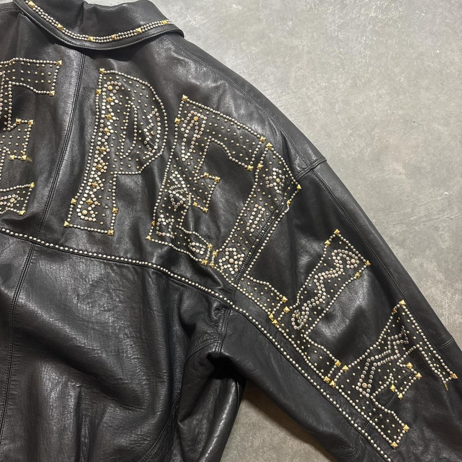 Pelle Pelle × Vintage Vintage Pelle Pelle Marc Buchanan Studded Leather Jacket Size US M / EU 48-50 / 2 - 3 Thumbnail