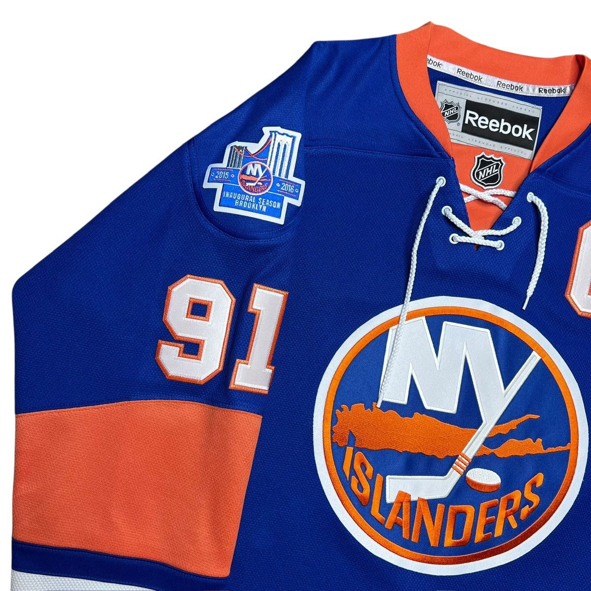 Reebok New York Islanders Tavares Inaugural Season Reebok Jersey Size US L / EU 52-54 / 3 - 19 Thumbnail