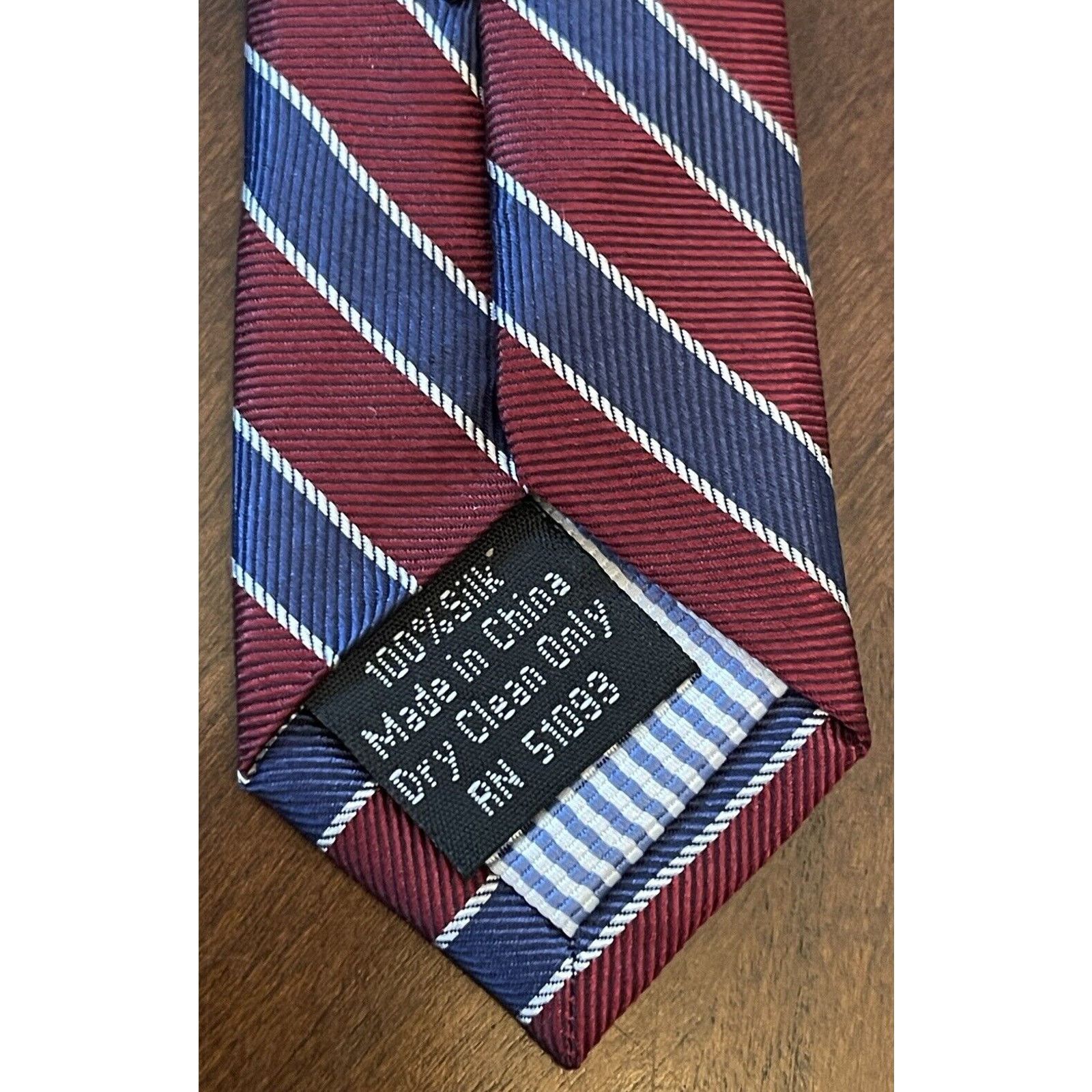 Haggar Haggar Burgundy Blue 100% Silk Men’s Neck Tie Made In China Size ONE SIZE - 7 Thumbnail