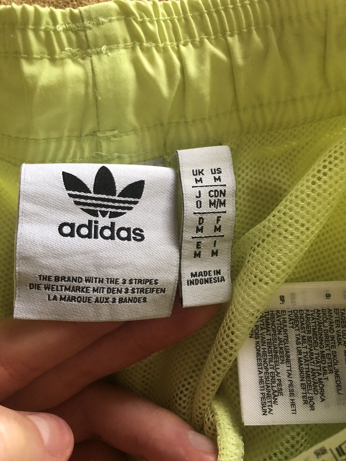 Adidas ADIDAS VINTAGE RETRO SPORT SHORTS Size US 32 / EU 48 - 4 Thumbnail