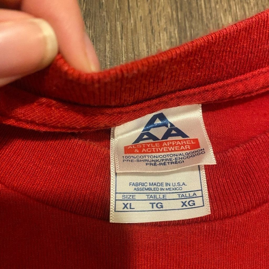 Other Corona 2004 tis the season vtg tee size XL Size US XL / EU 56 / 4 - 4 Thumbnail