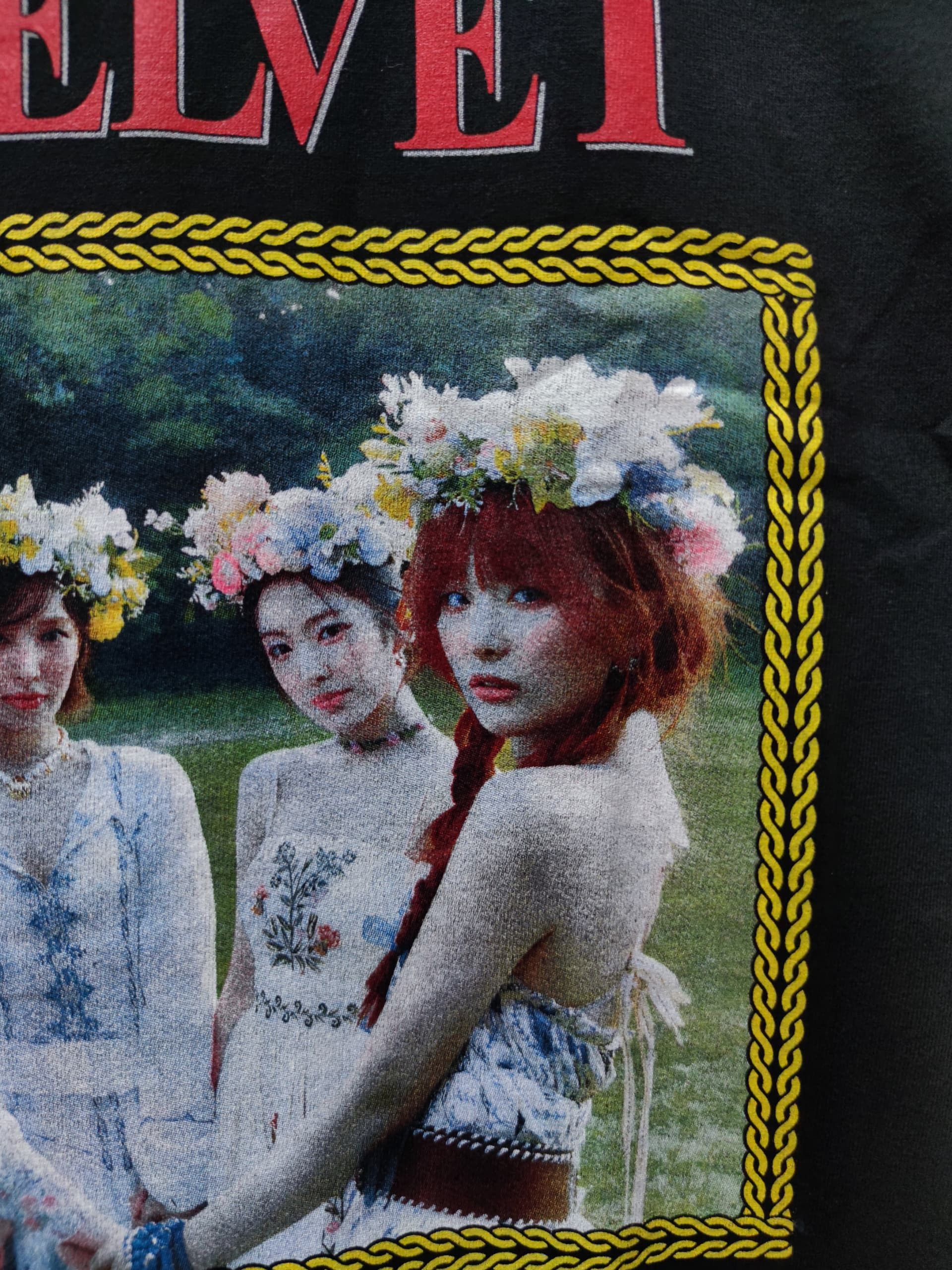 Rap Tees Red Velvet "Red Sommar" T-shirt Size US XL / EU 56 / 4 - 5 Thumbnail